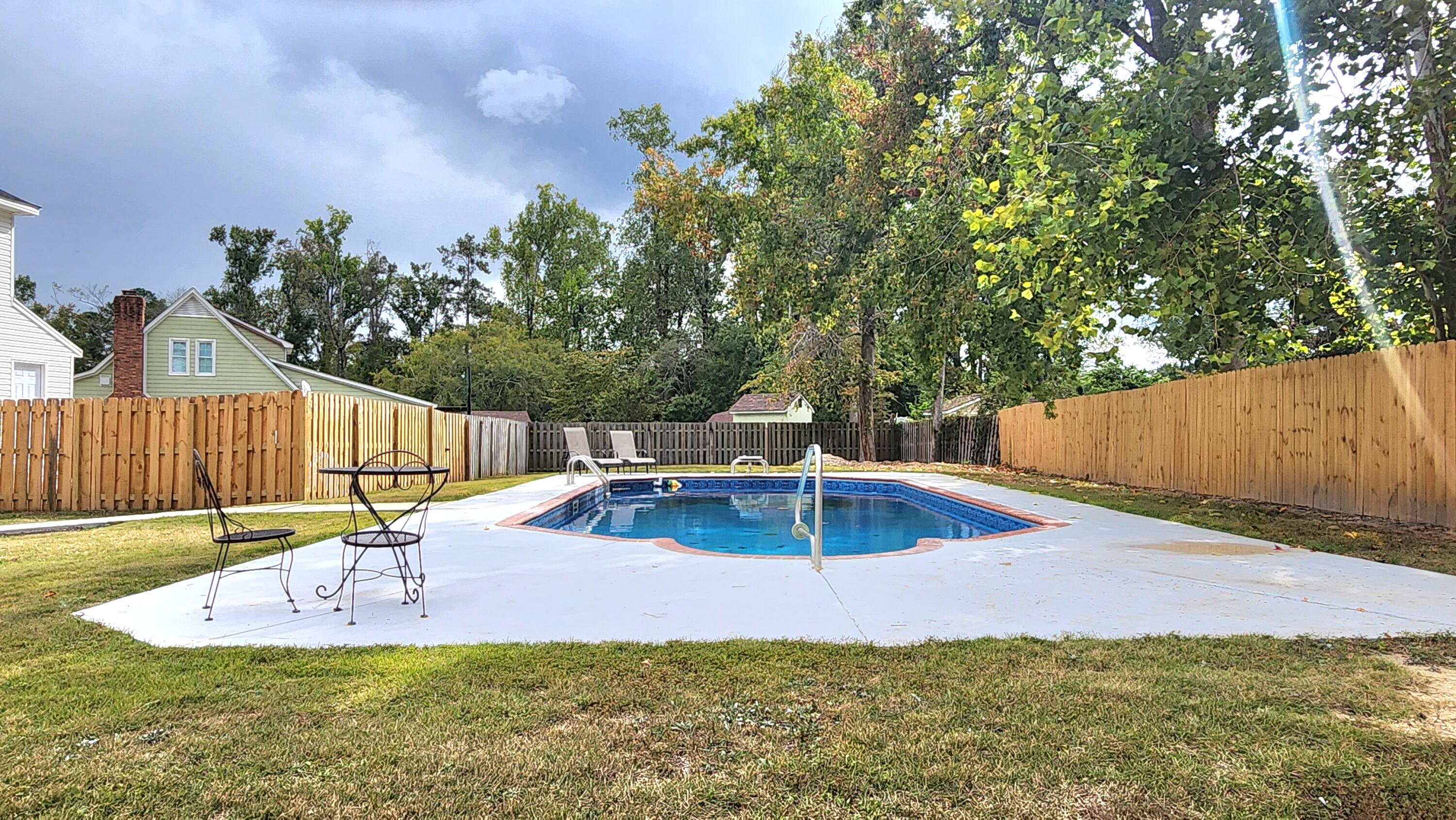 4222 Green Ivy Circle