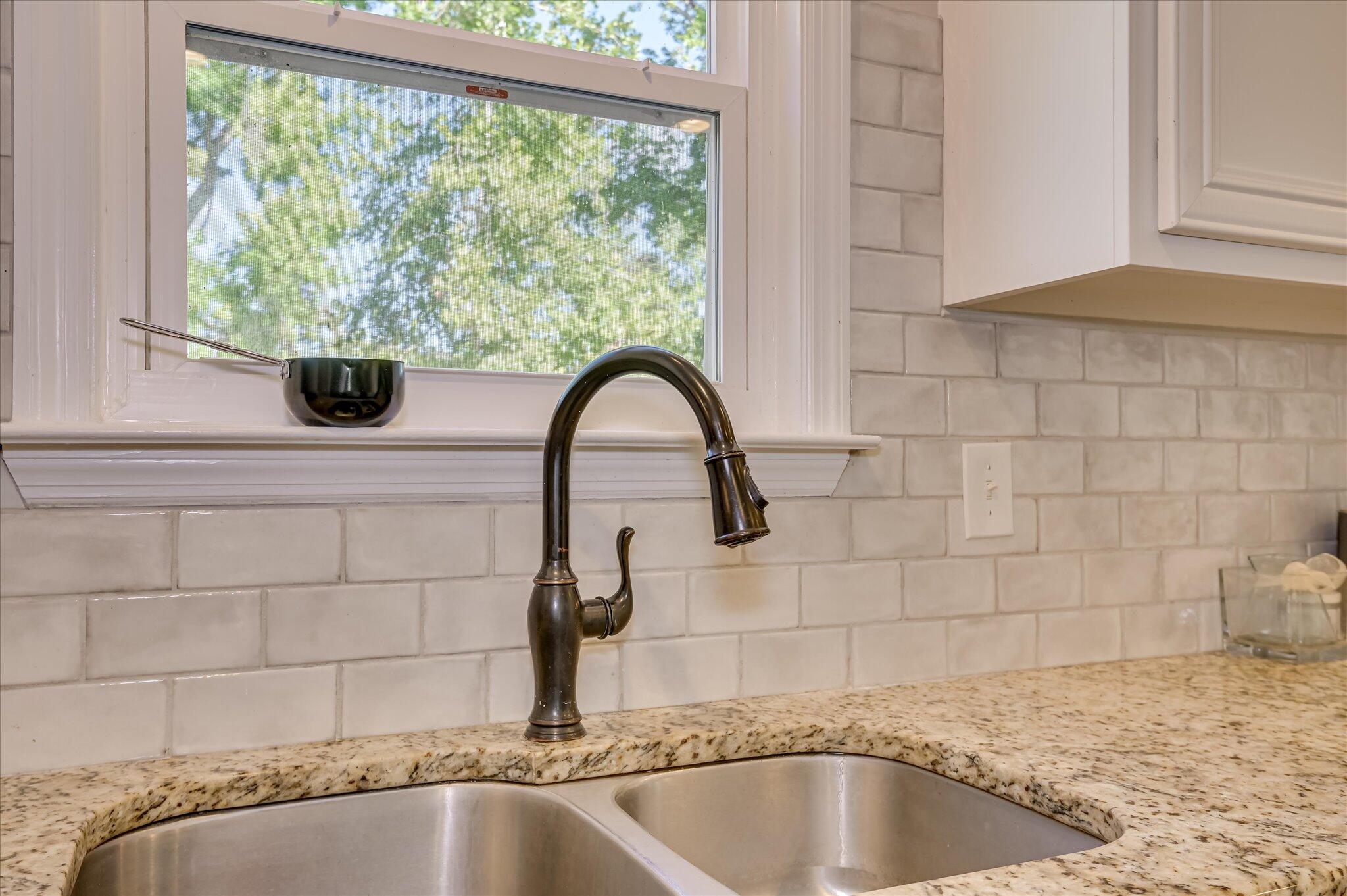 4222 Green Ivy Circle