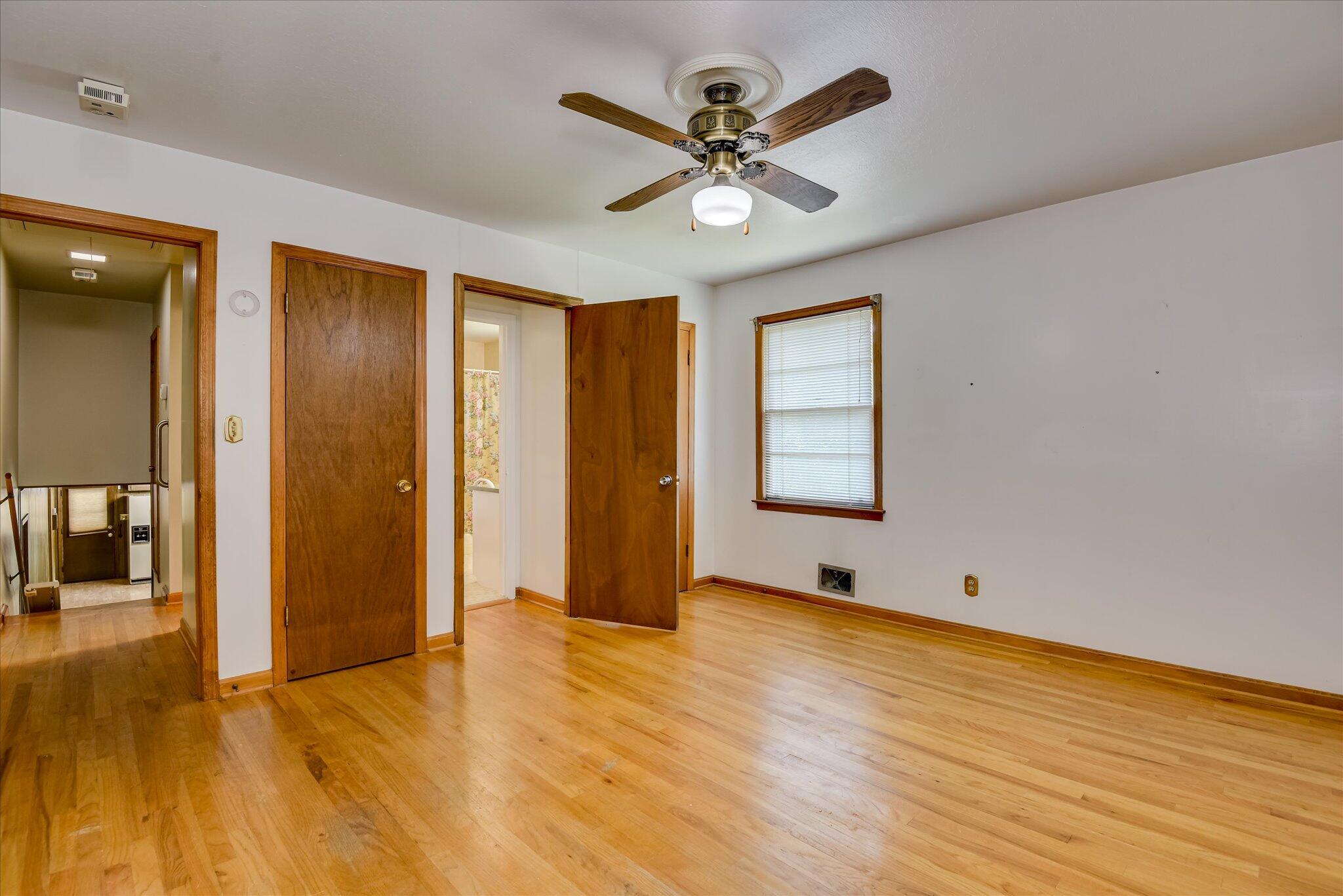 2234 Silverdale Road