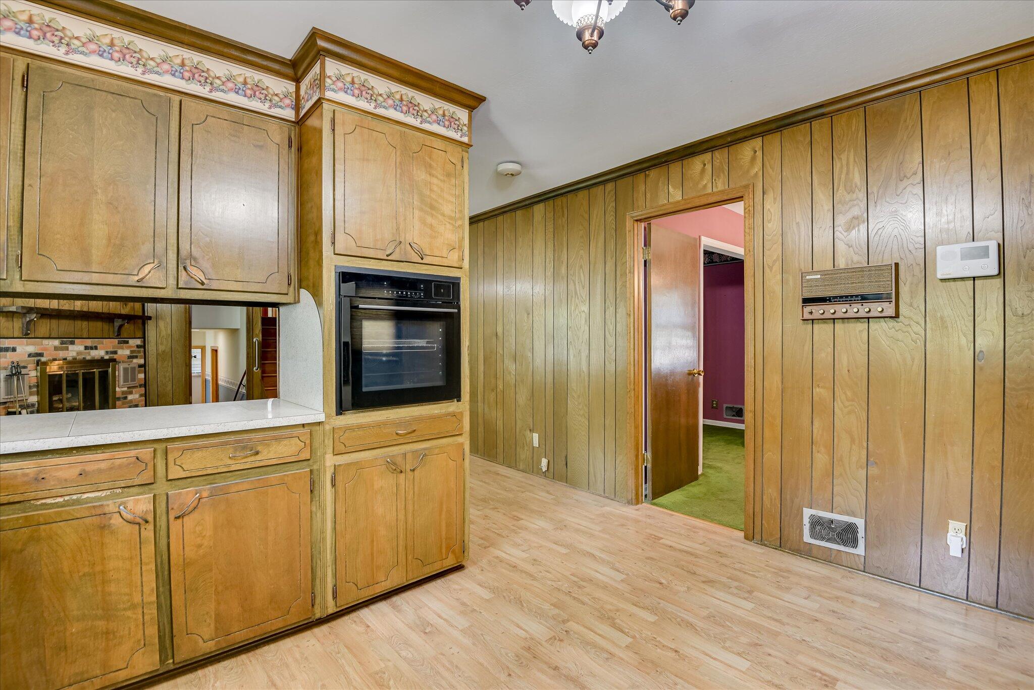 2234 Silverdale Road