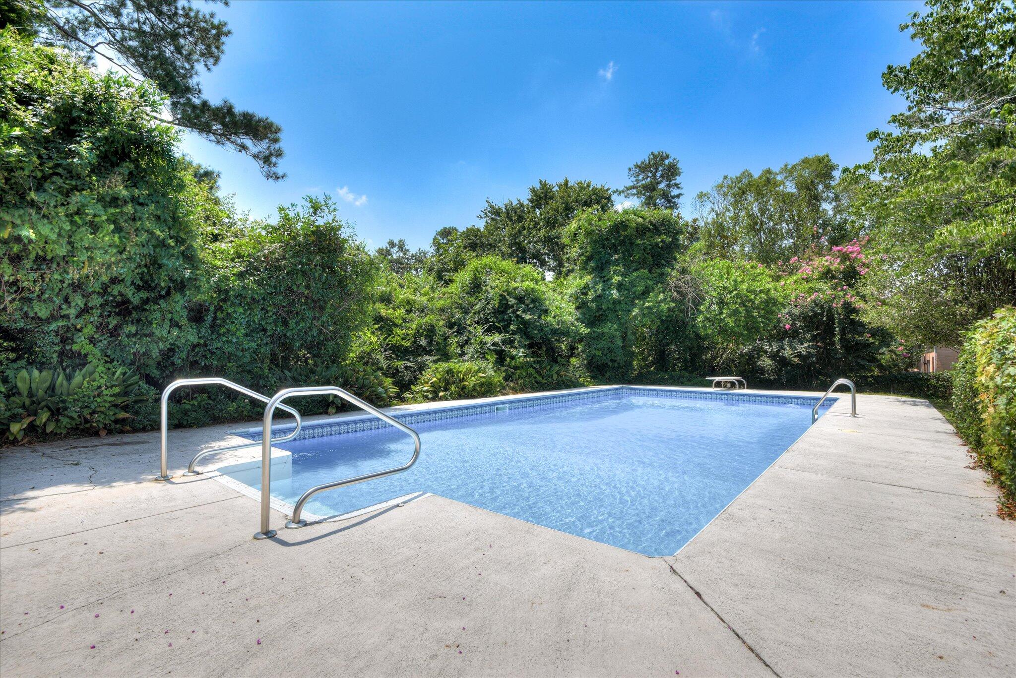 2234 Silverdale Road