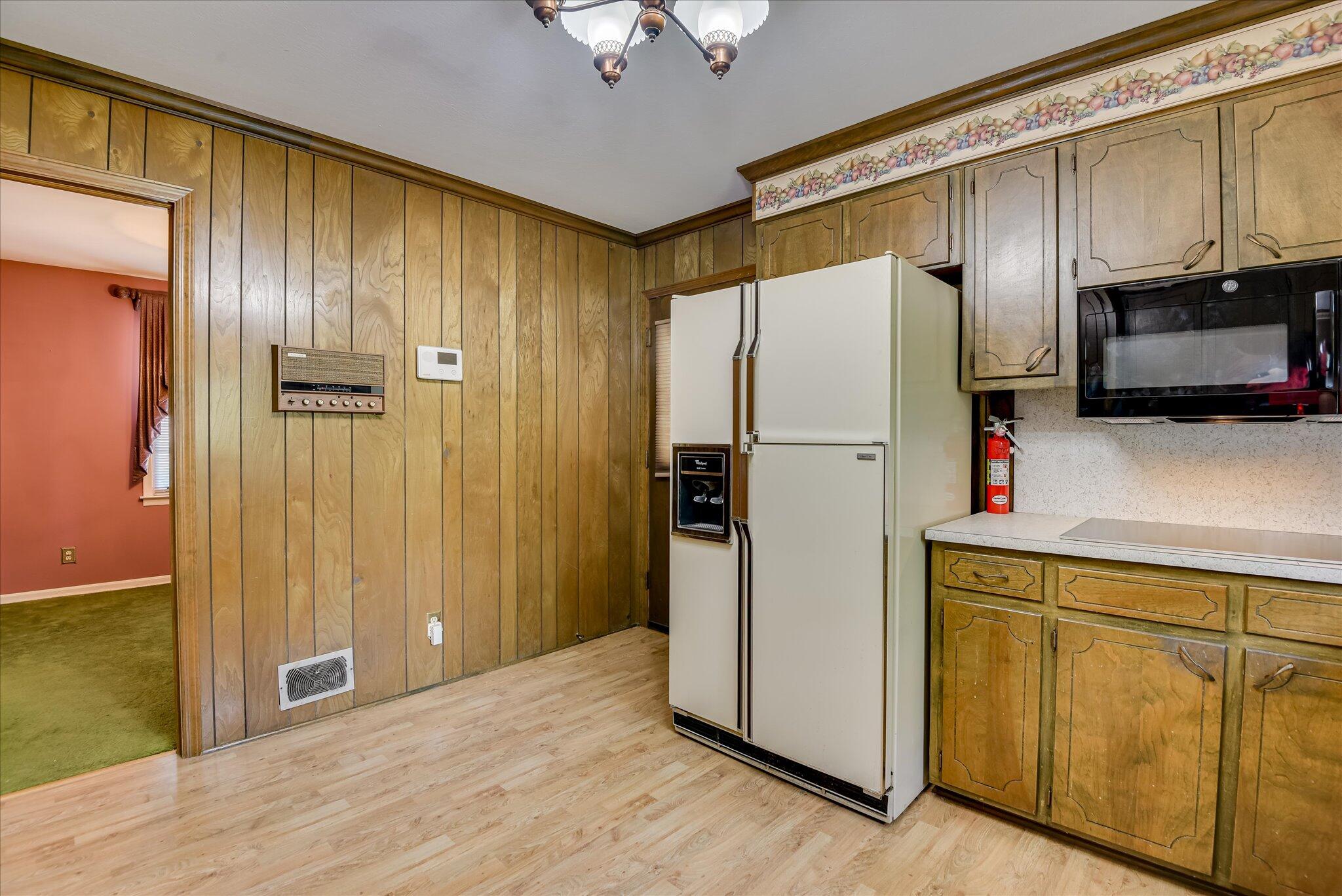 2234 Silverdale Road