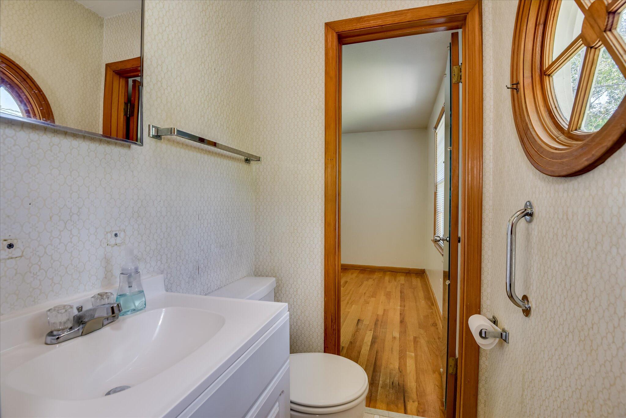 2234 Silverdale Road