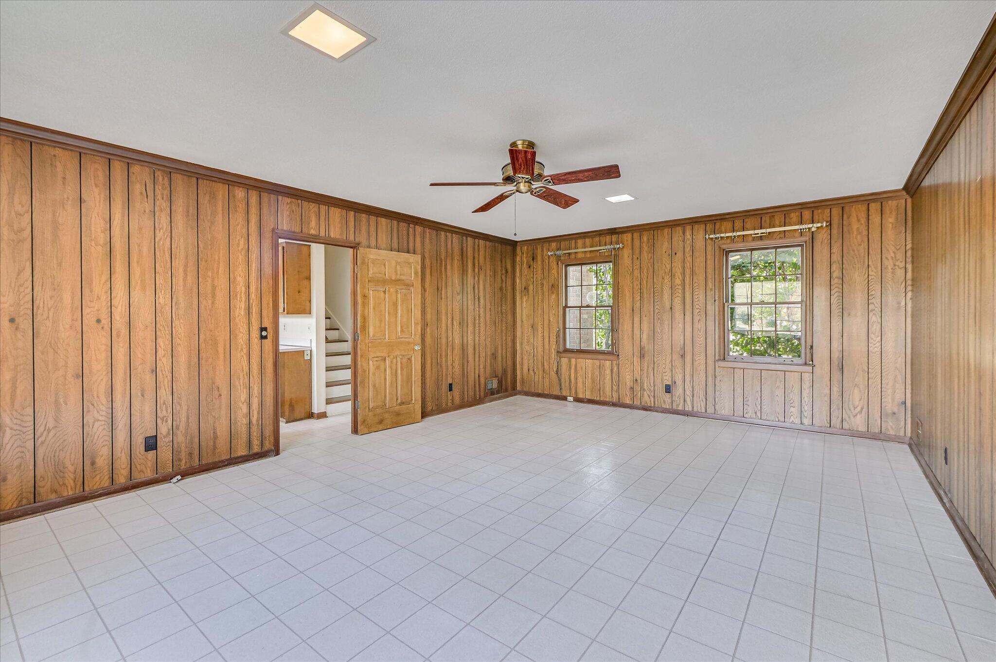 116 Spring Lakes Drive