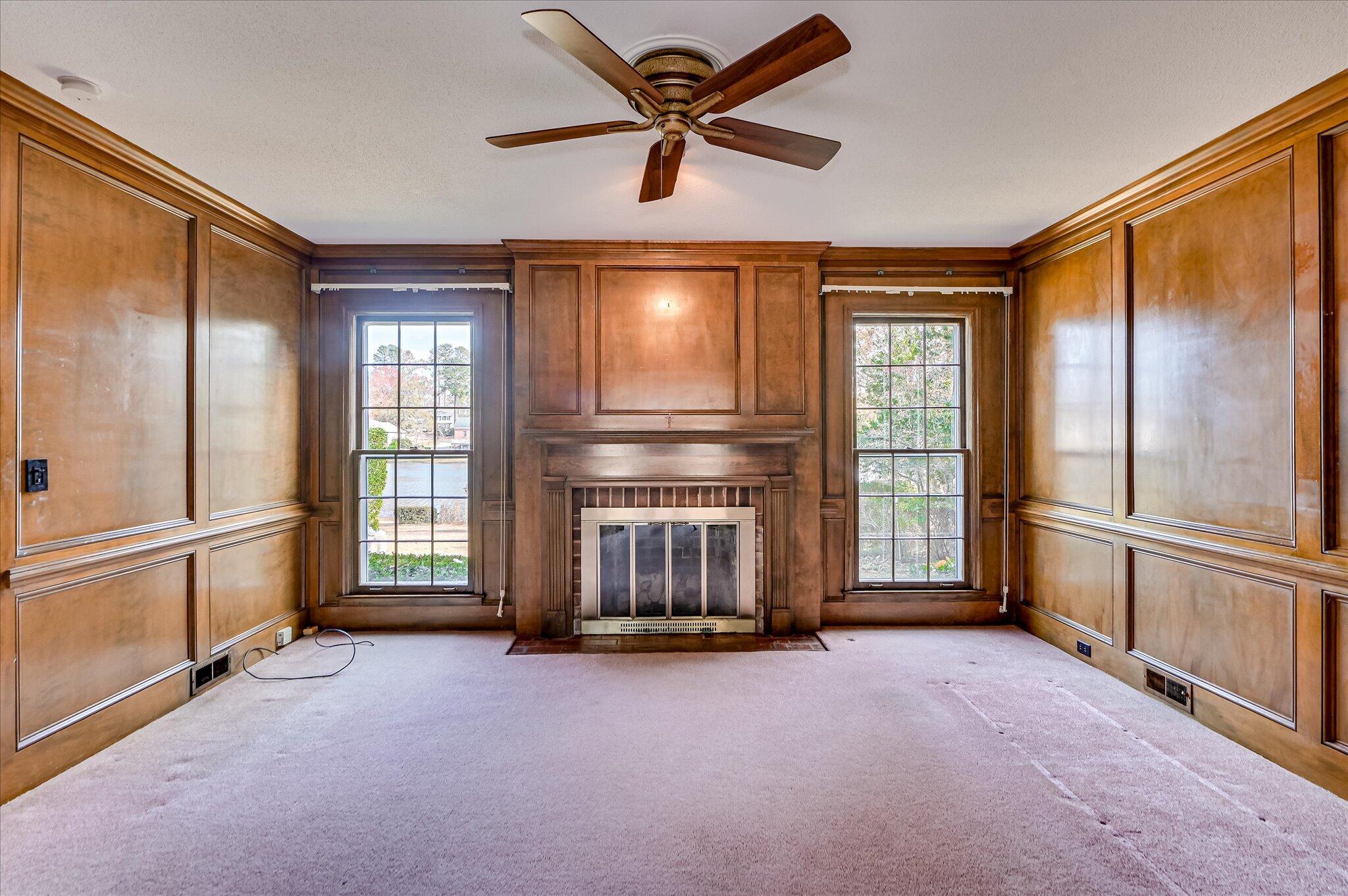 116 Spring Lakes Drive