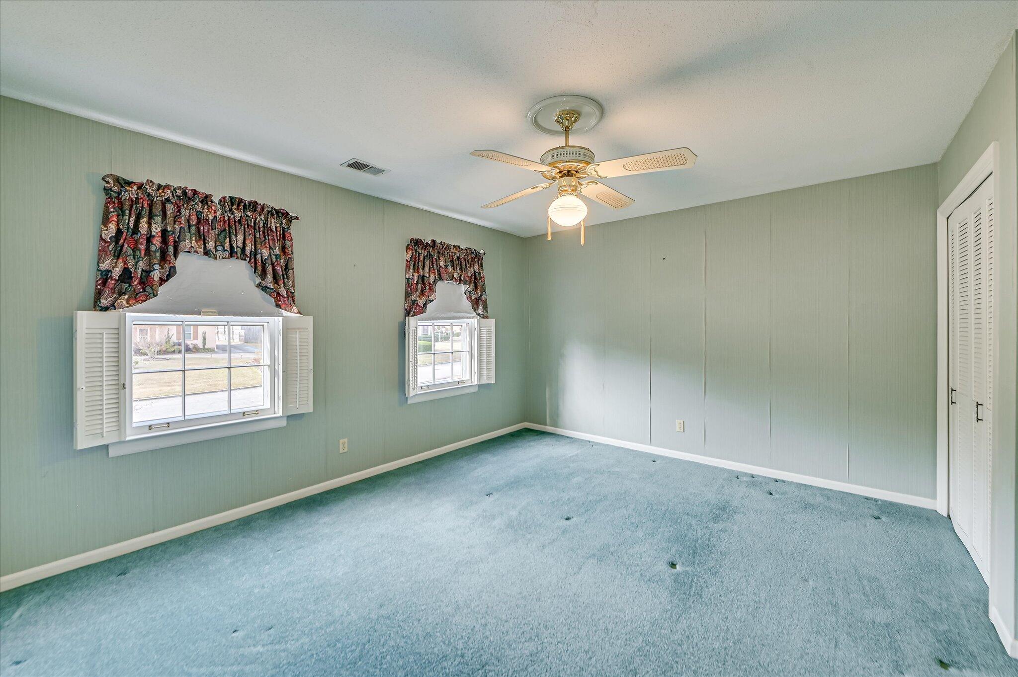 116 Spring Lakes Drive