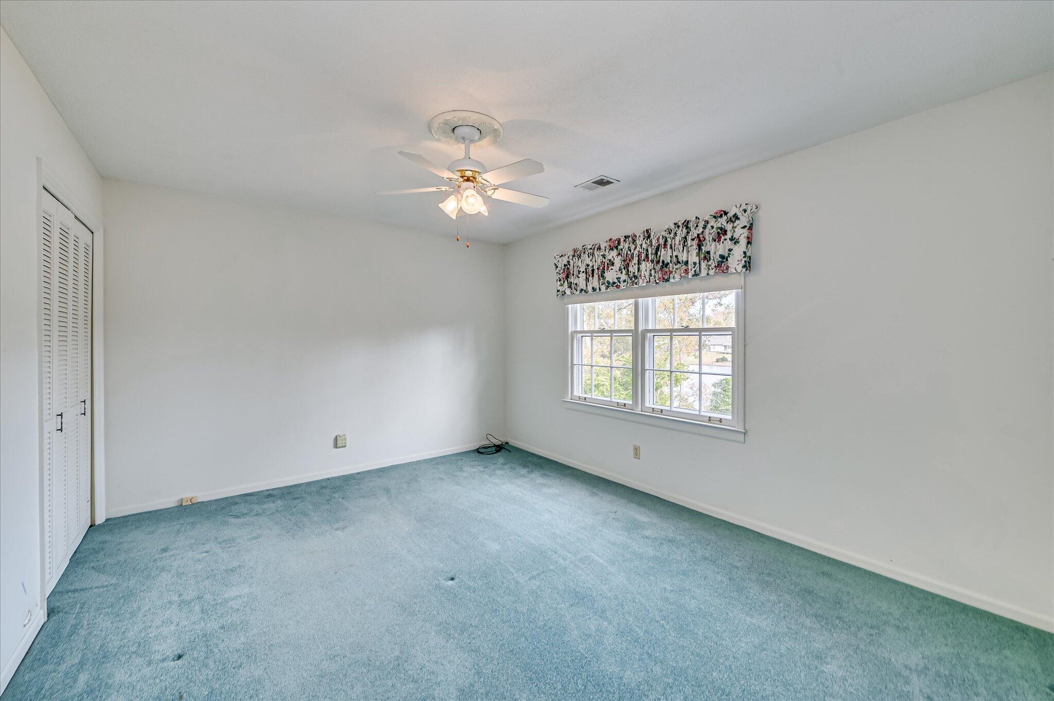 116 Spring Lakes Drive