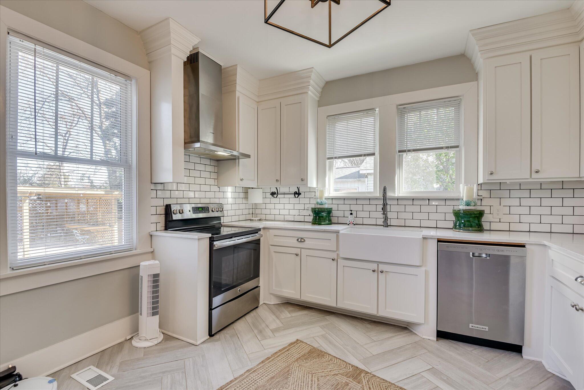 1827 McDowell Street