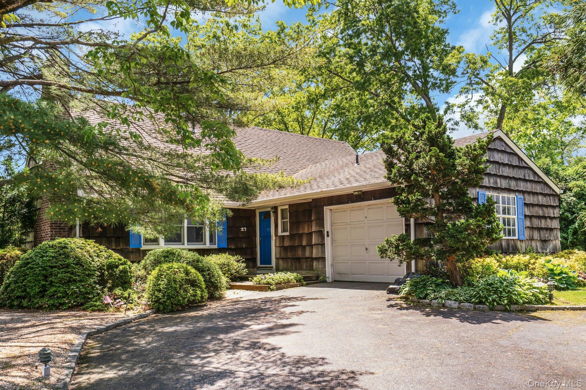 27 Arcadia Drive