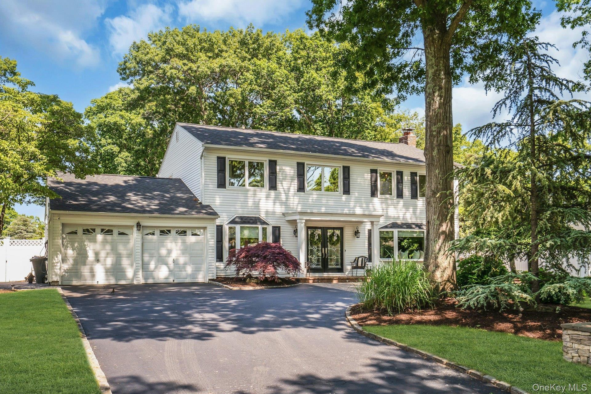 65 Shoreham Drive E