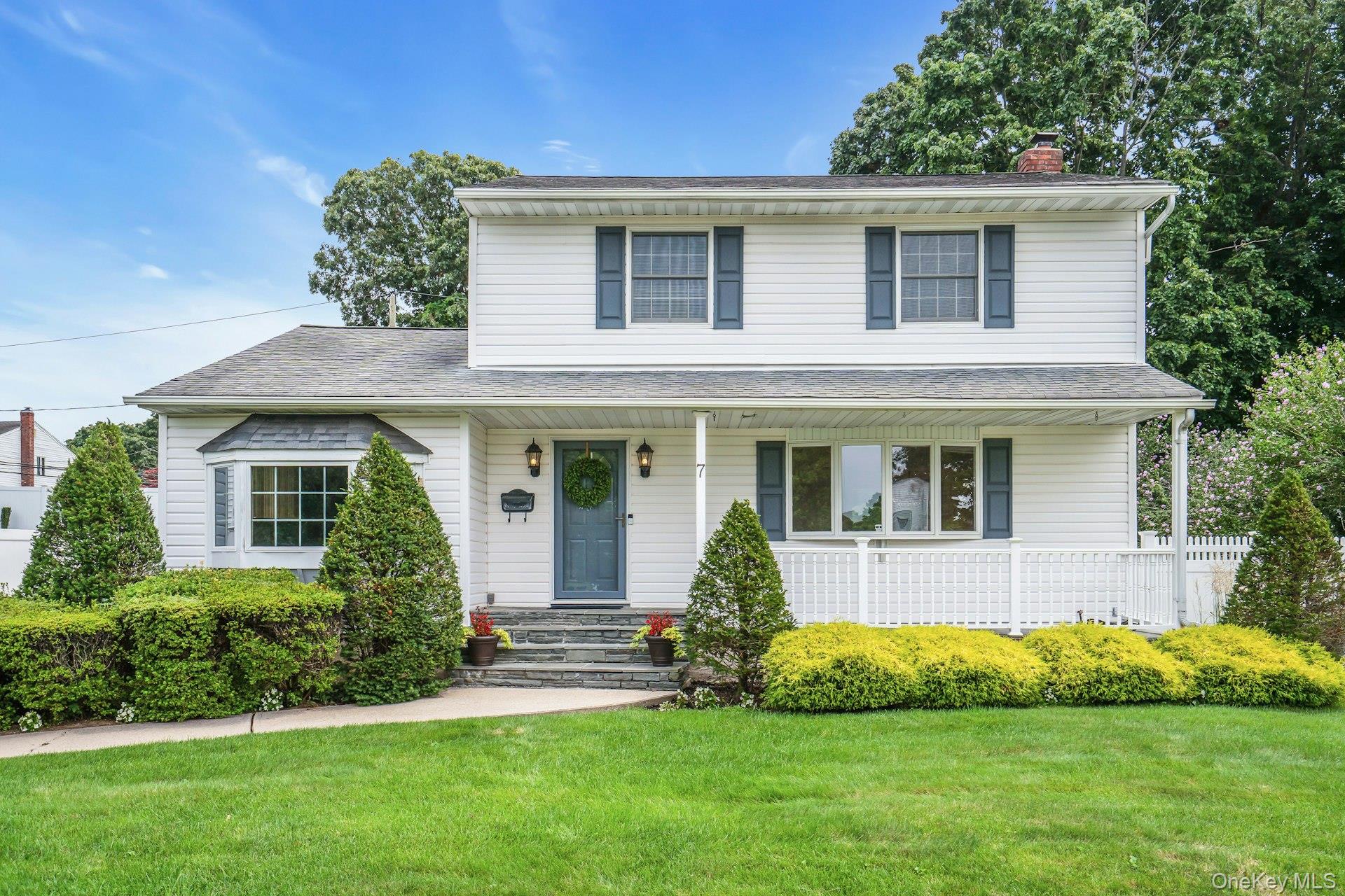 7 Tomkins Court
