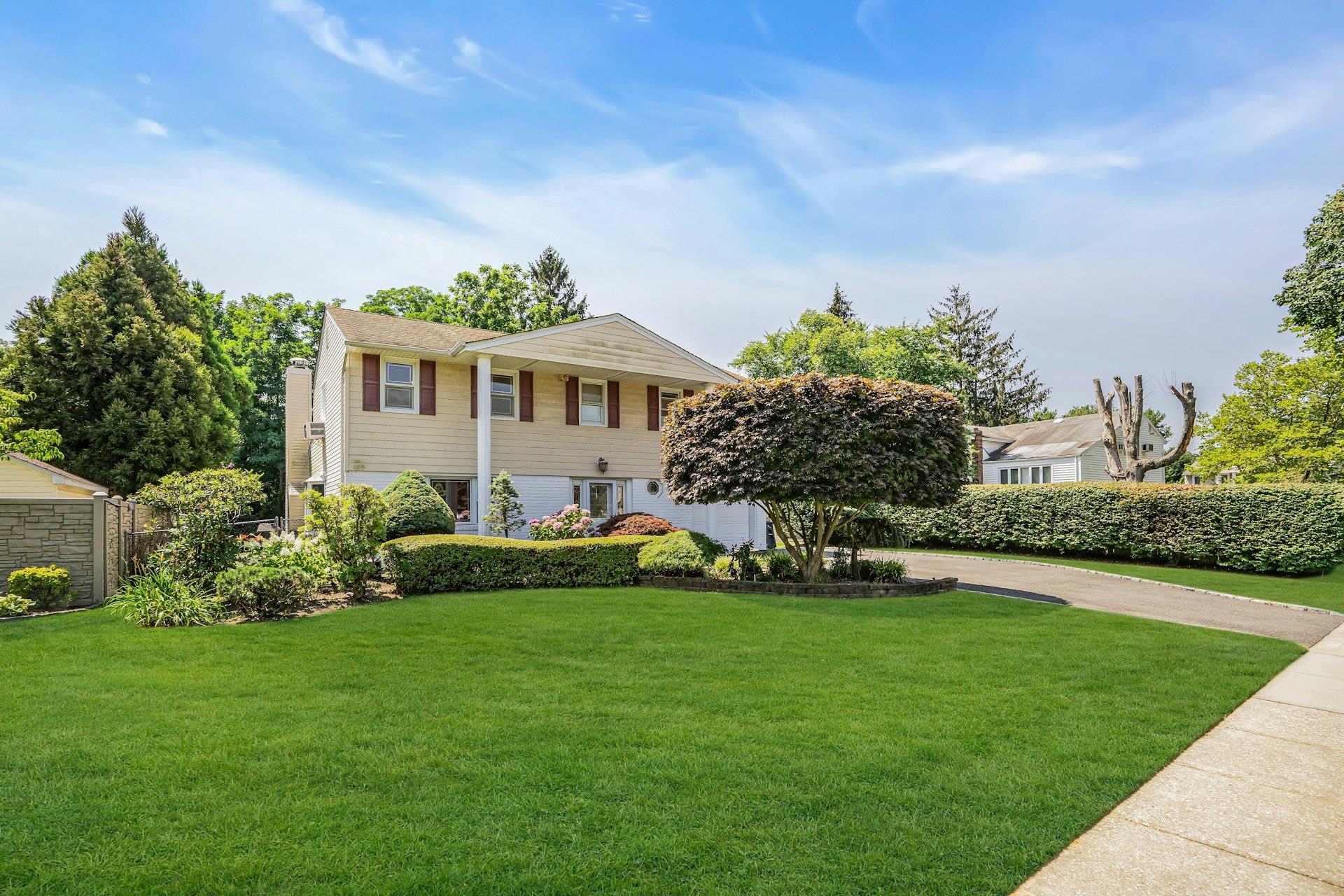 81 Tulipwood Drive