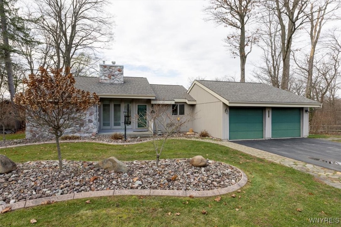 1261 Grover Rd