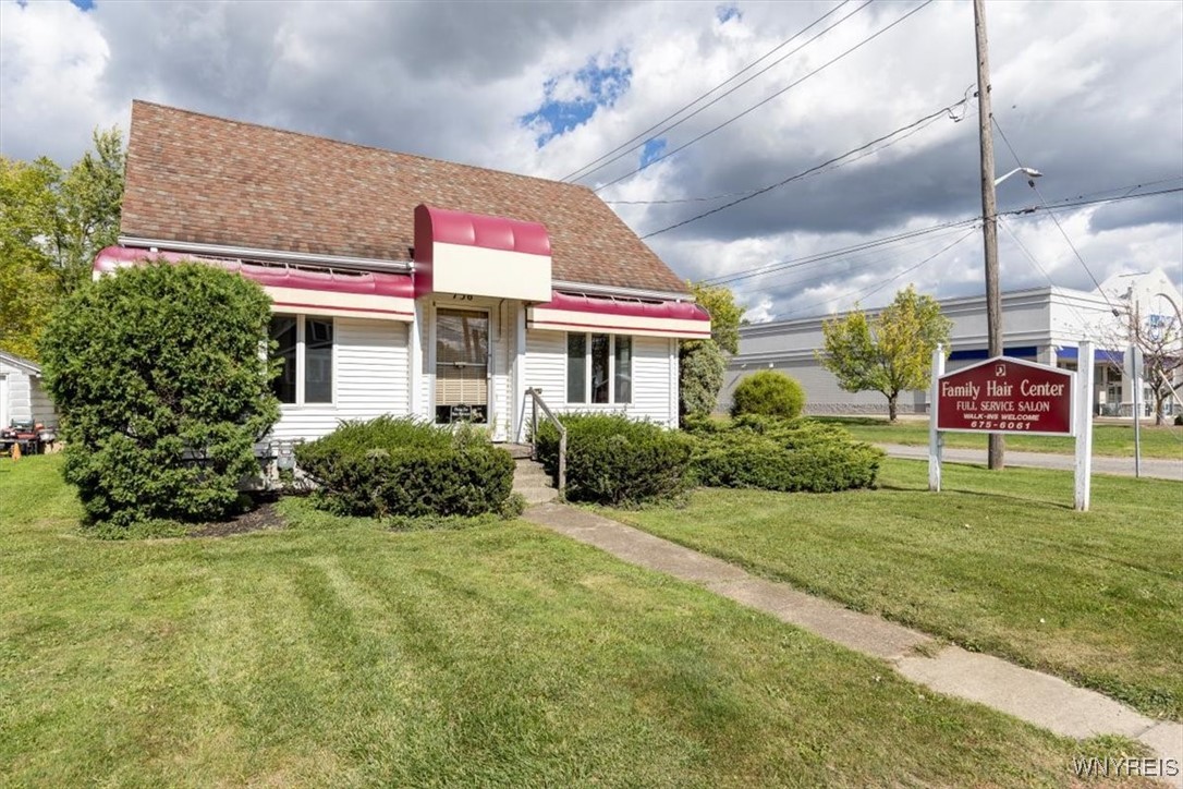 736 Center Road