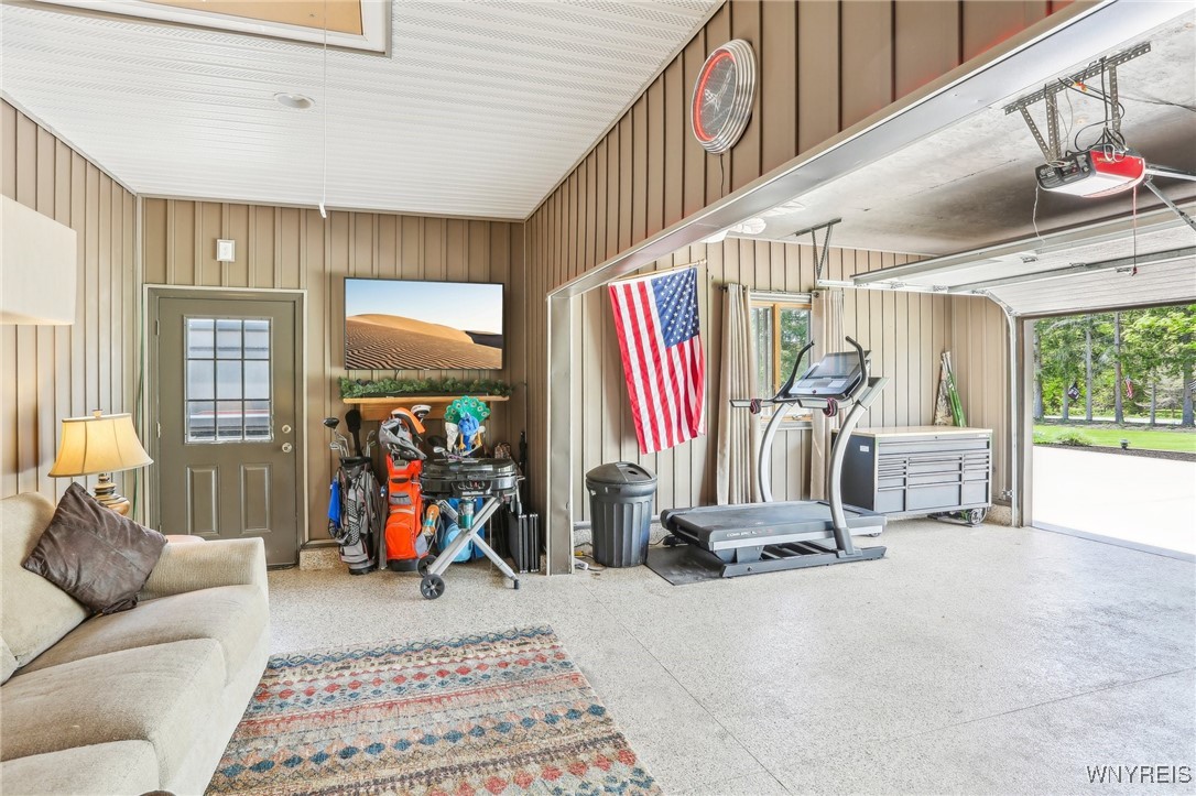 8123 Versailles Road