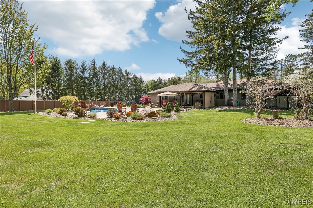 8123 Versailles Road