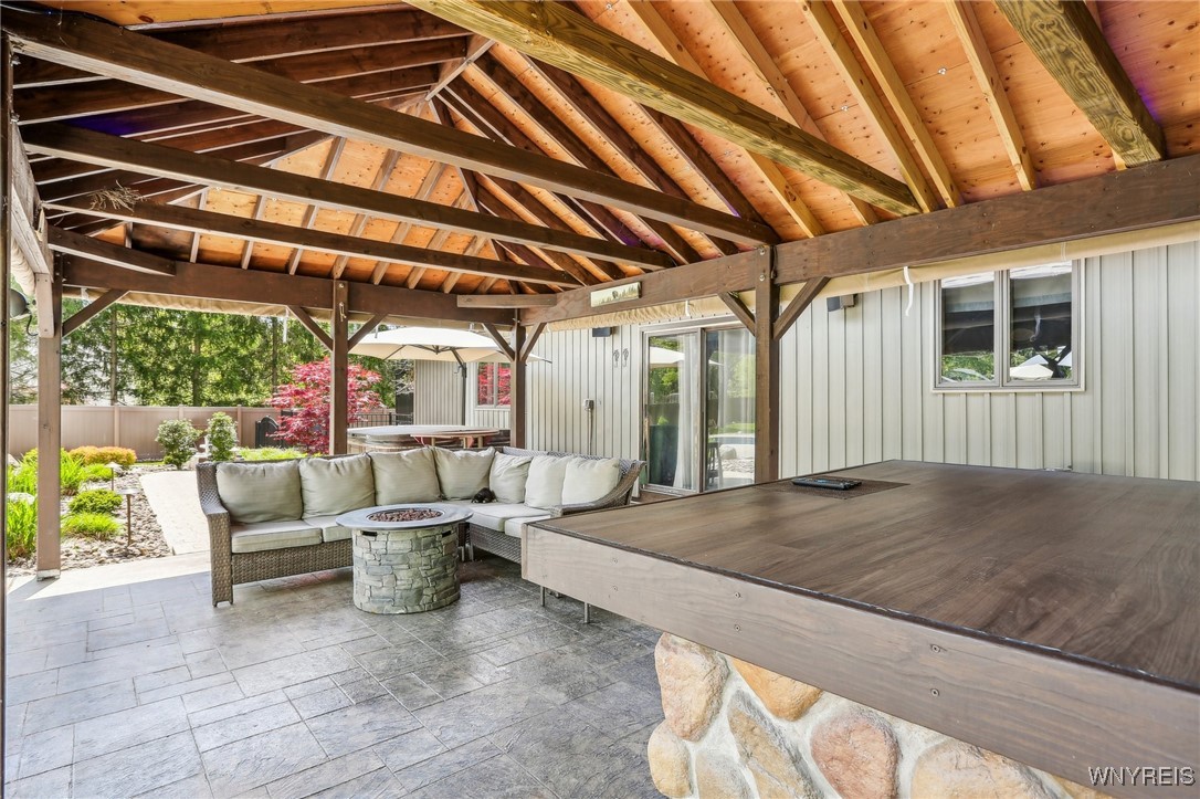 8123 Versailles Road