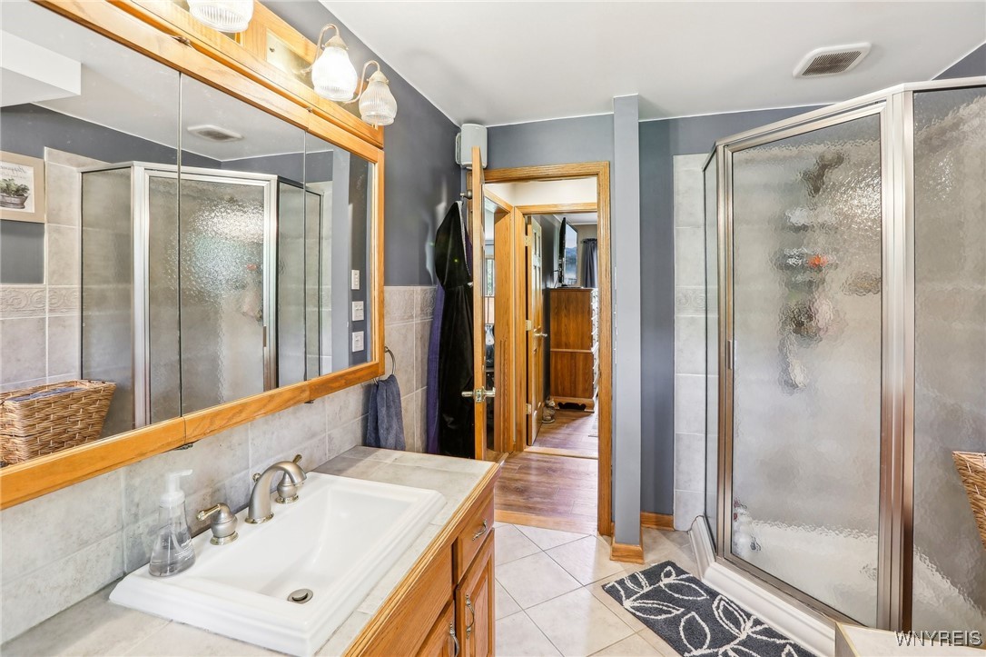 8123 Versailles Road