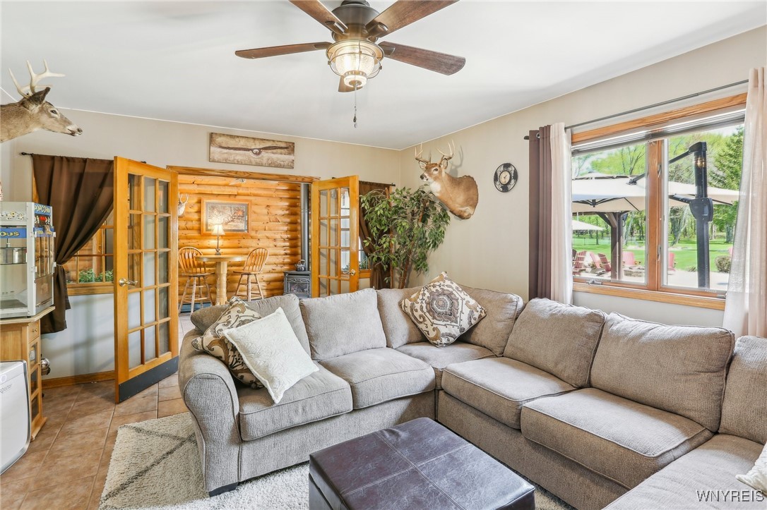 8123 Versailles Road