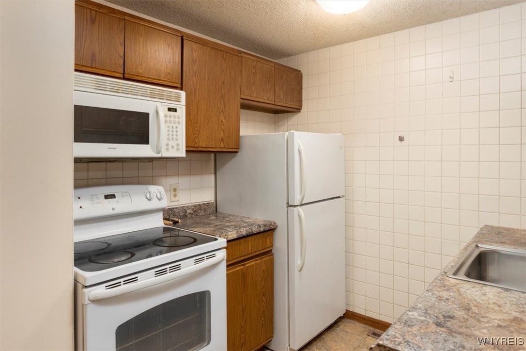 4619 Chestnut Ridge Road L