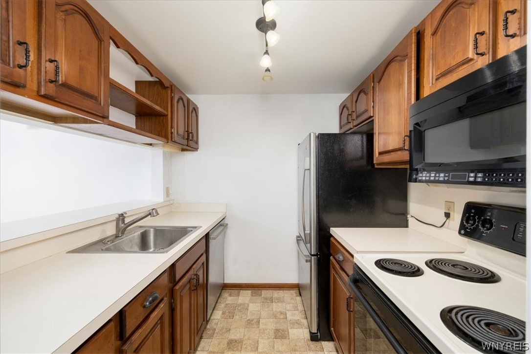 270 Buffalo Road 1