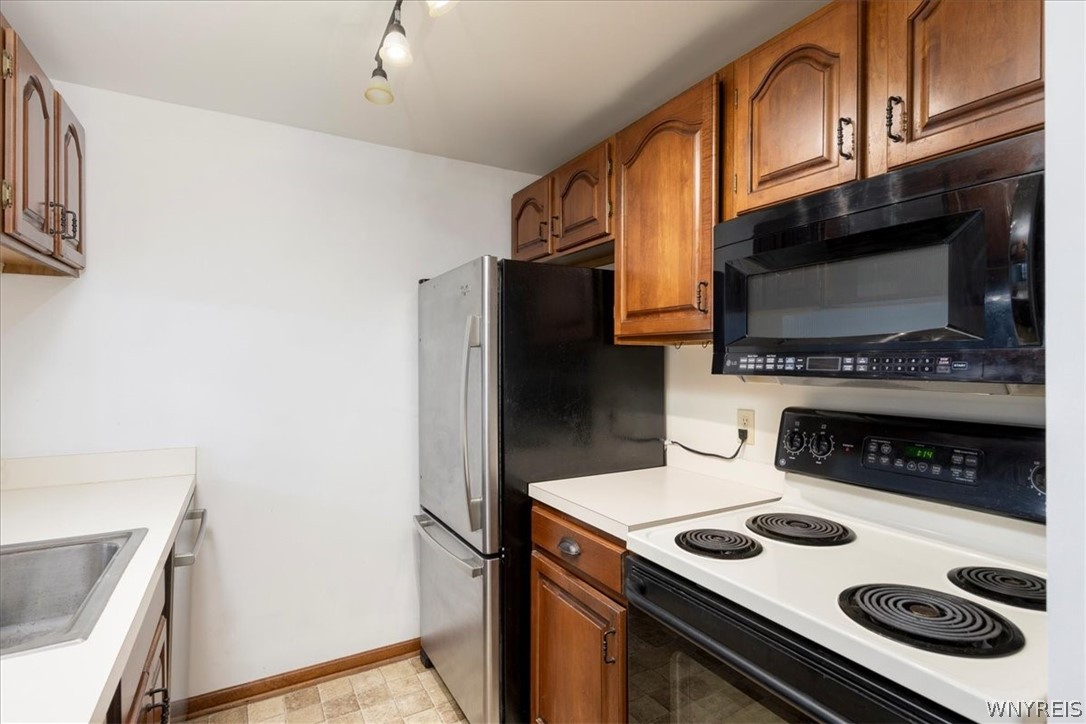 270 Buffalo Road 1