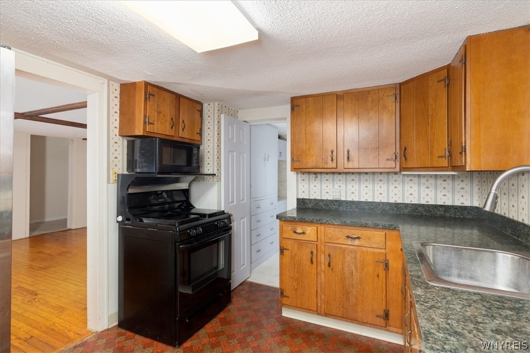 6168 Mckinley Parkway