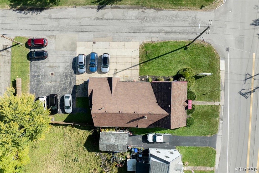 736 Center Road
