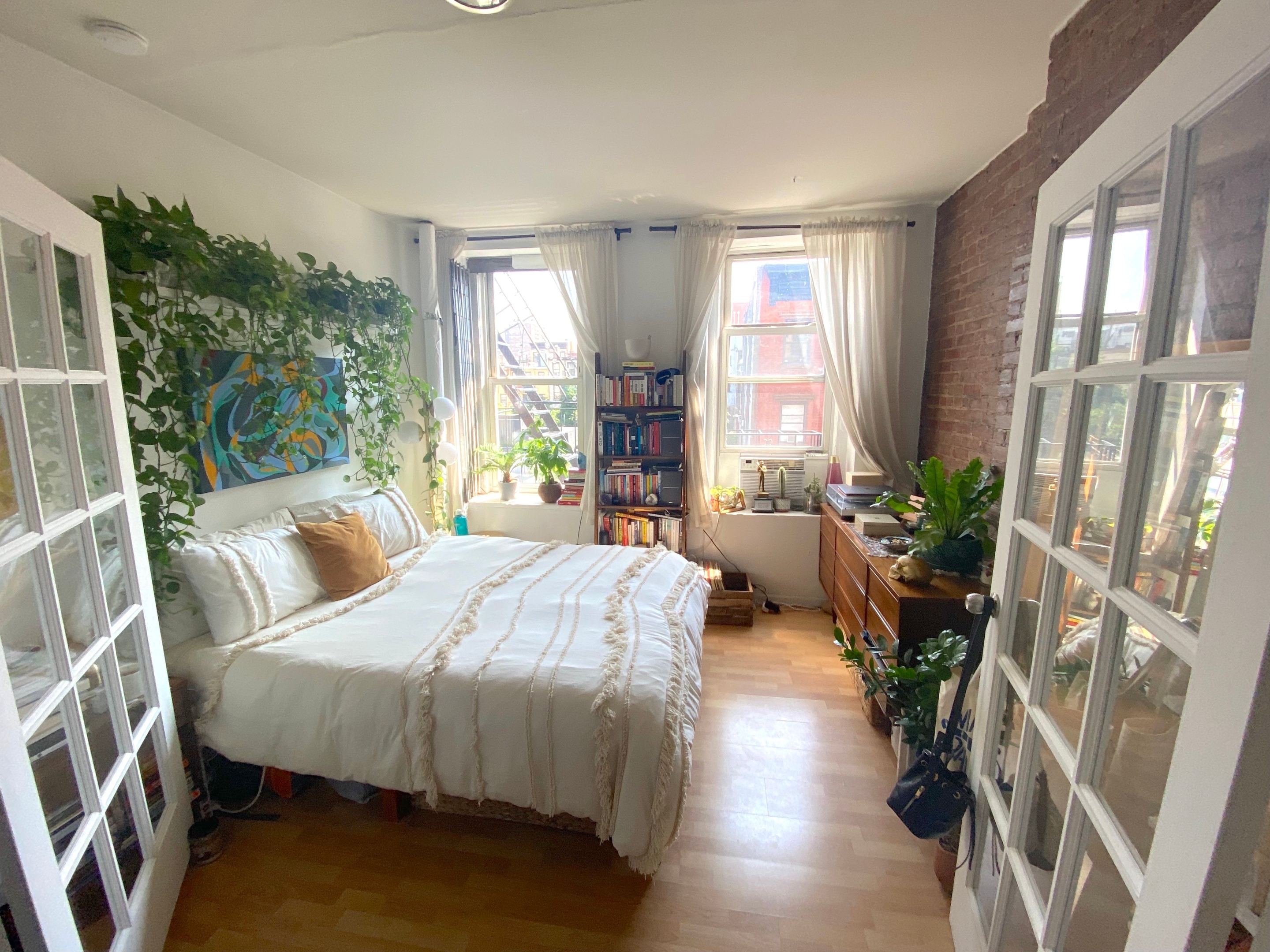 231 E 10th Street 13