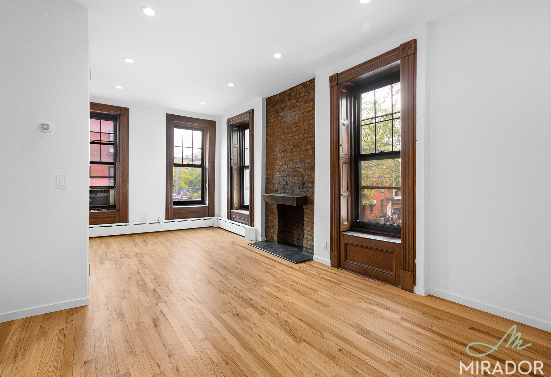543 10th Street 2F