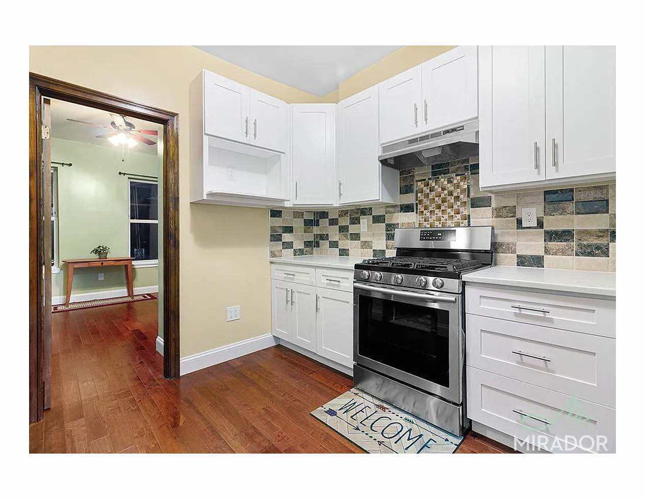 231 E 10th Street 20