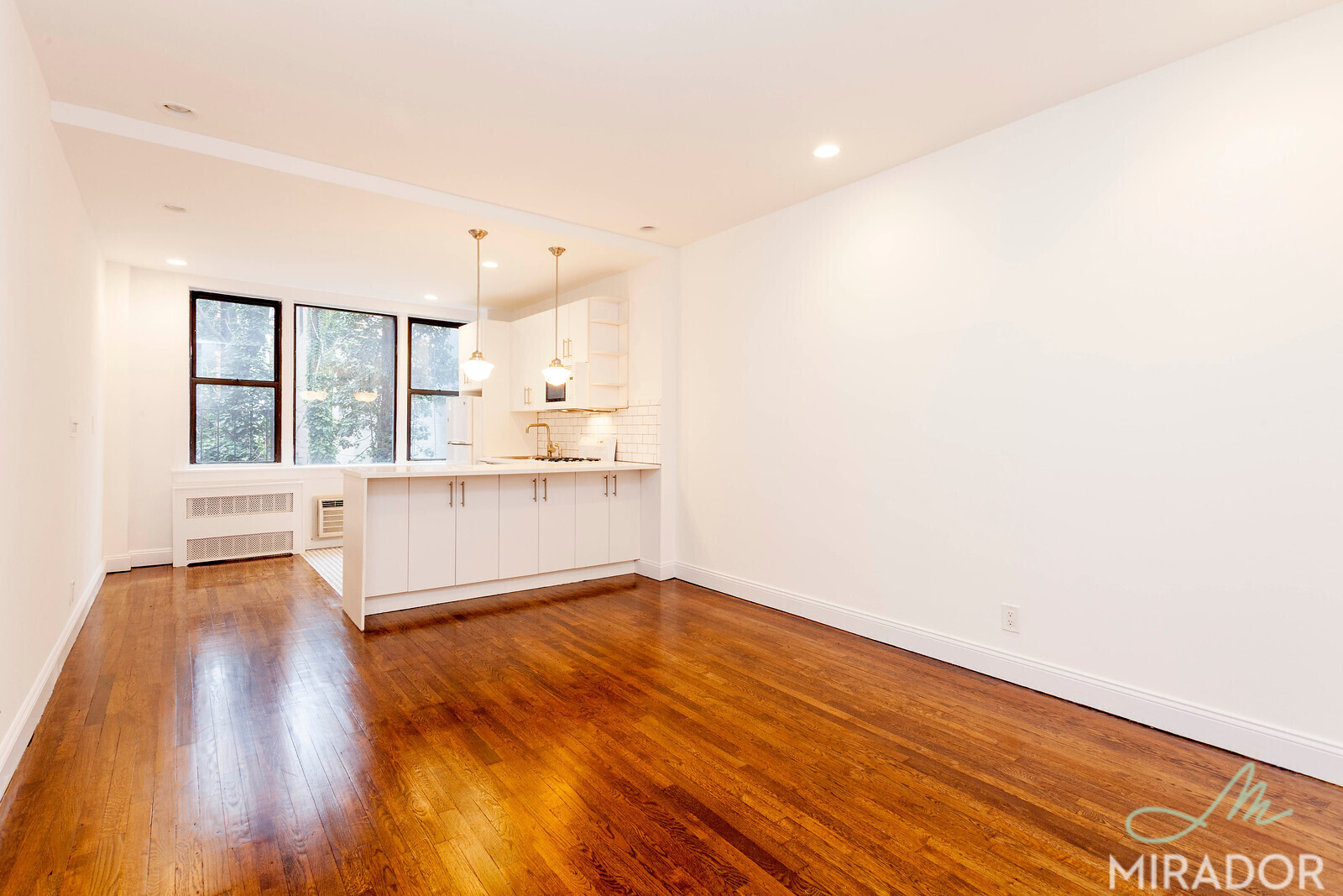 116 Thompson Street 2B