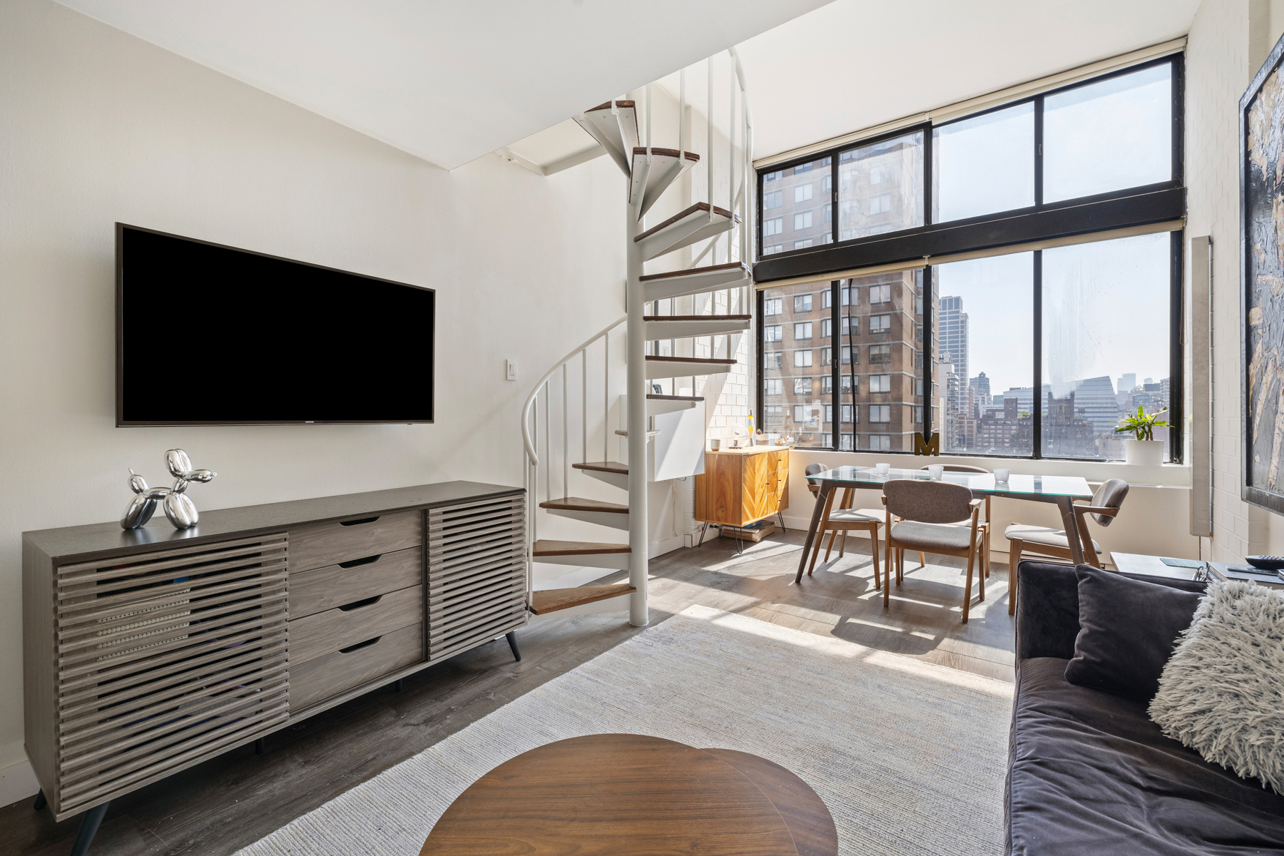 153 E 32nd Street PHG