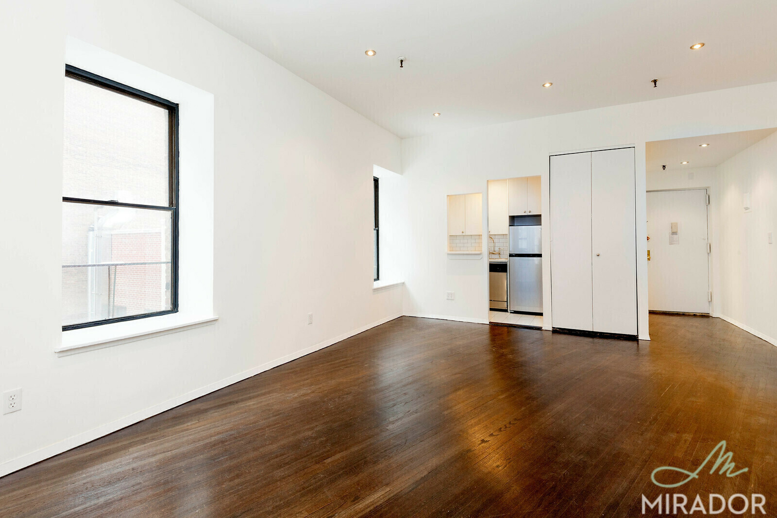 100 E 13th Street 3G