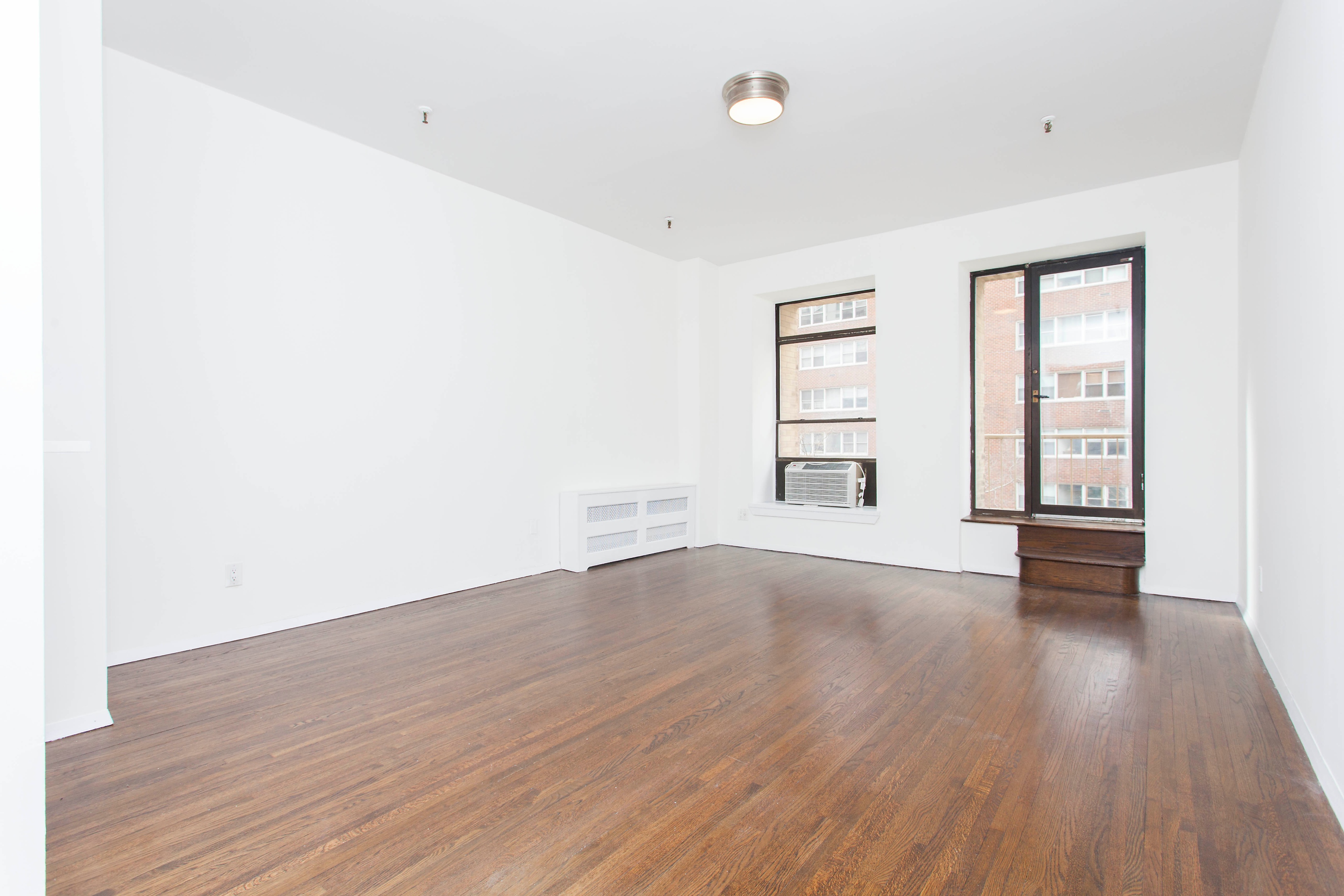 100 E 13th Street 3F