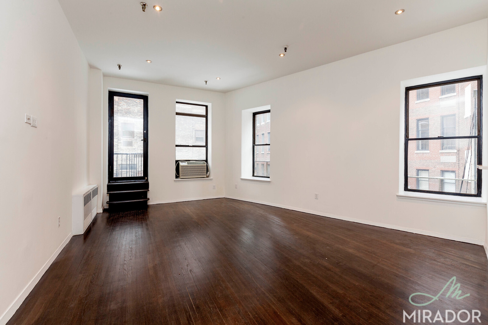 100 E 13th Street 5G