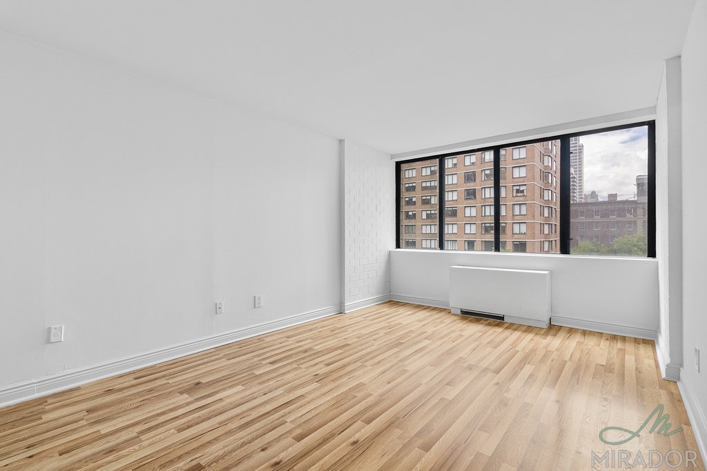 153 E 32nd Street 6F