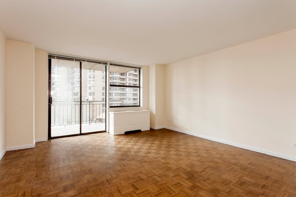 330 E 39th Street 17P