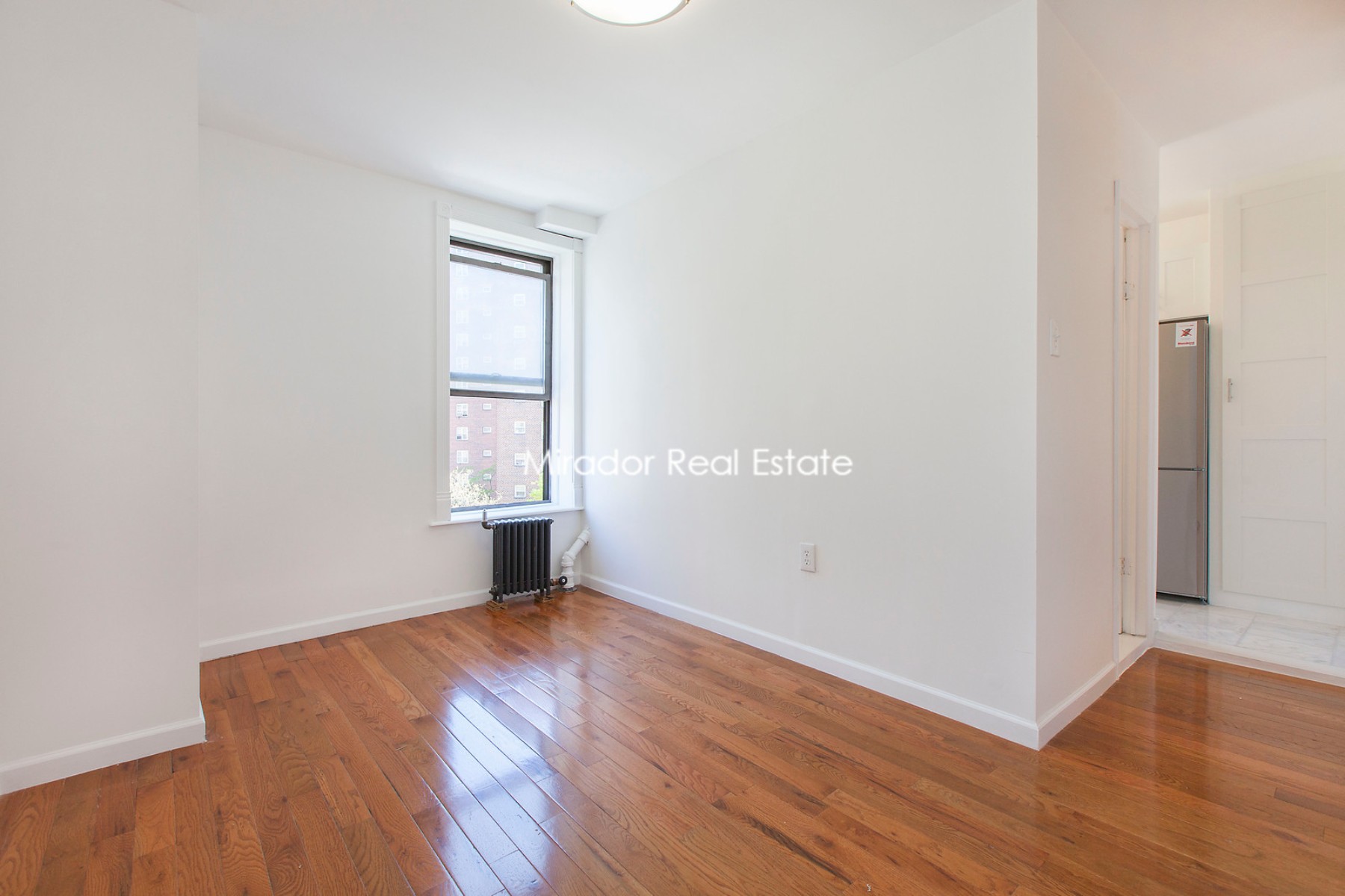 403 E 8th Street 10