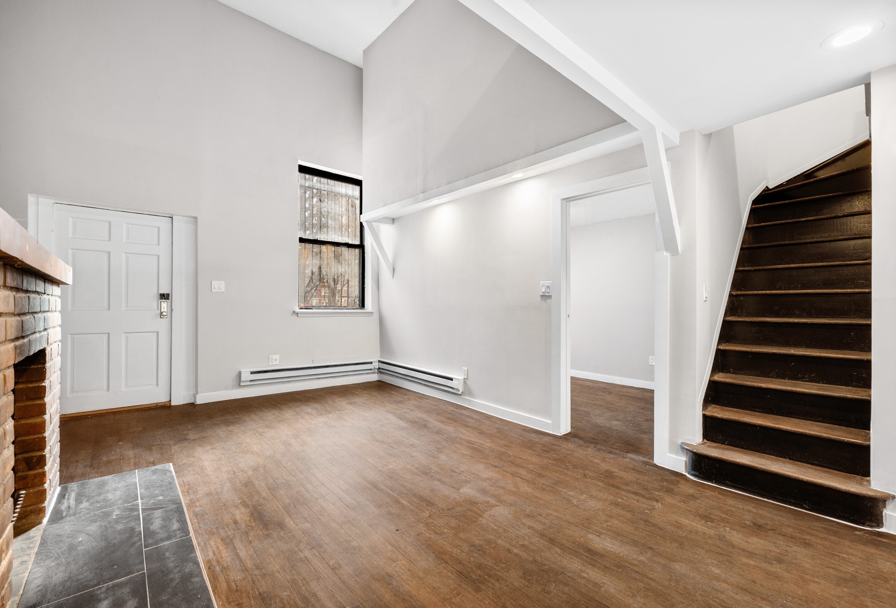 313 W 29th Street c