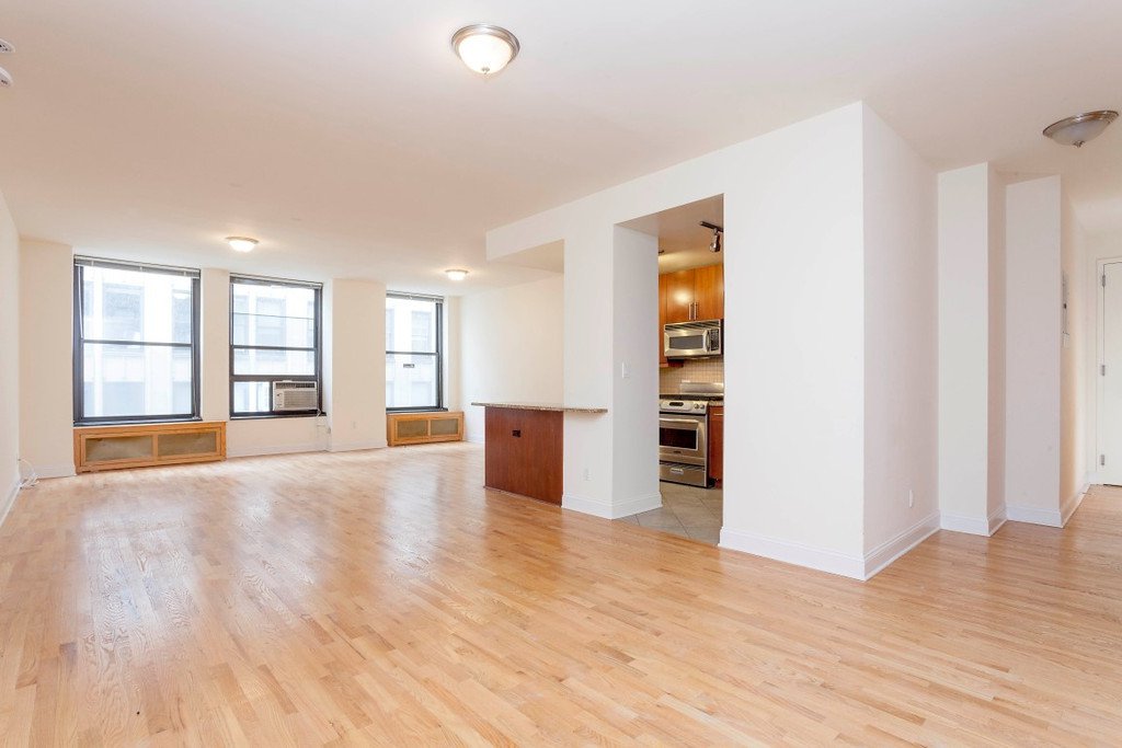 270 Park Avenue S 8F