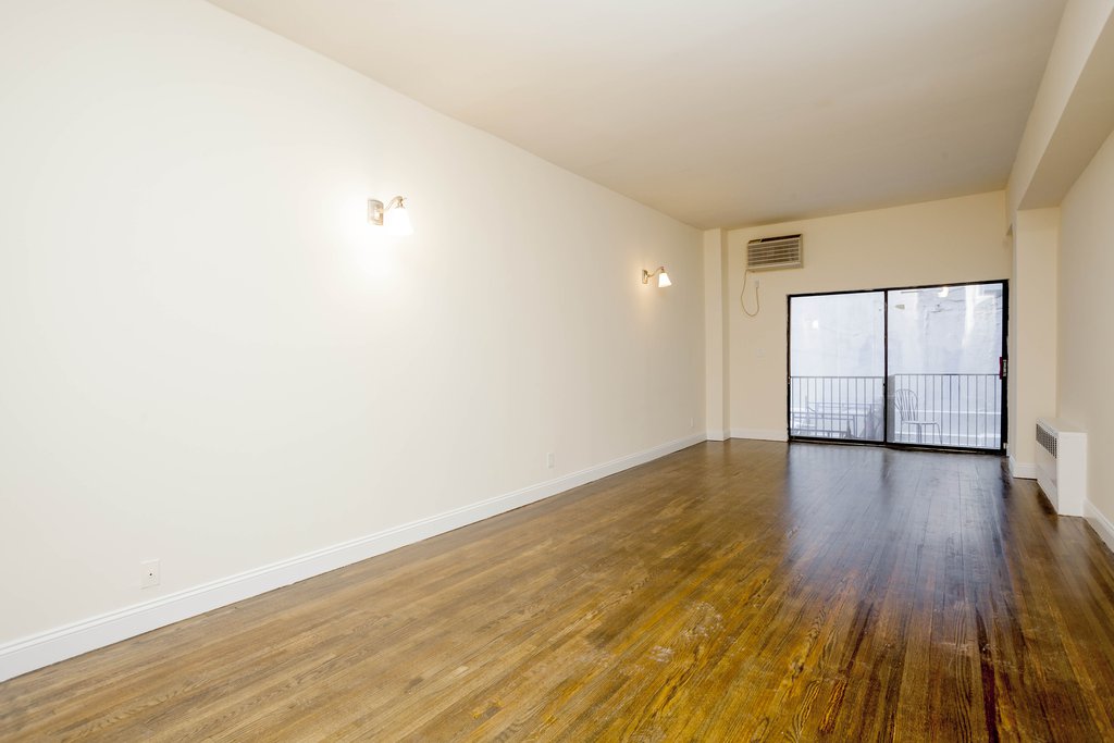 10 E 13th Street 3E