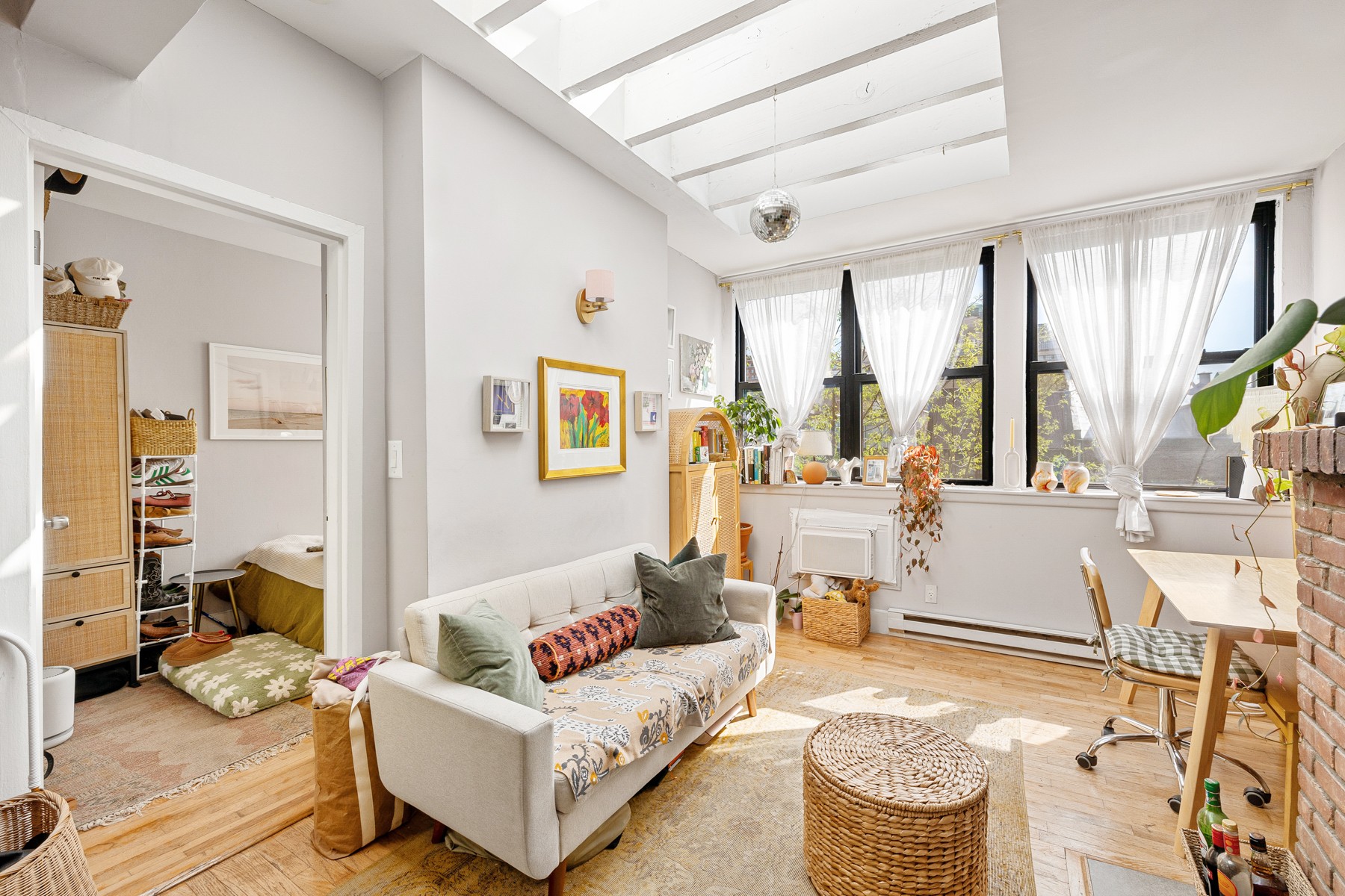 348 W 21st Street 5r