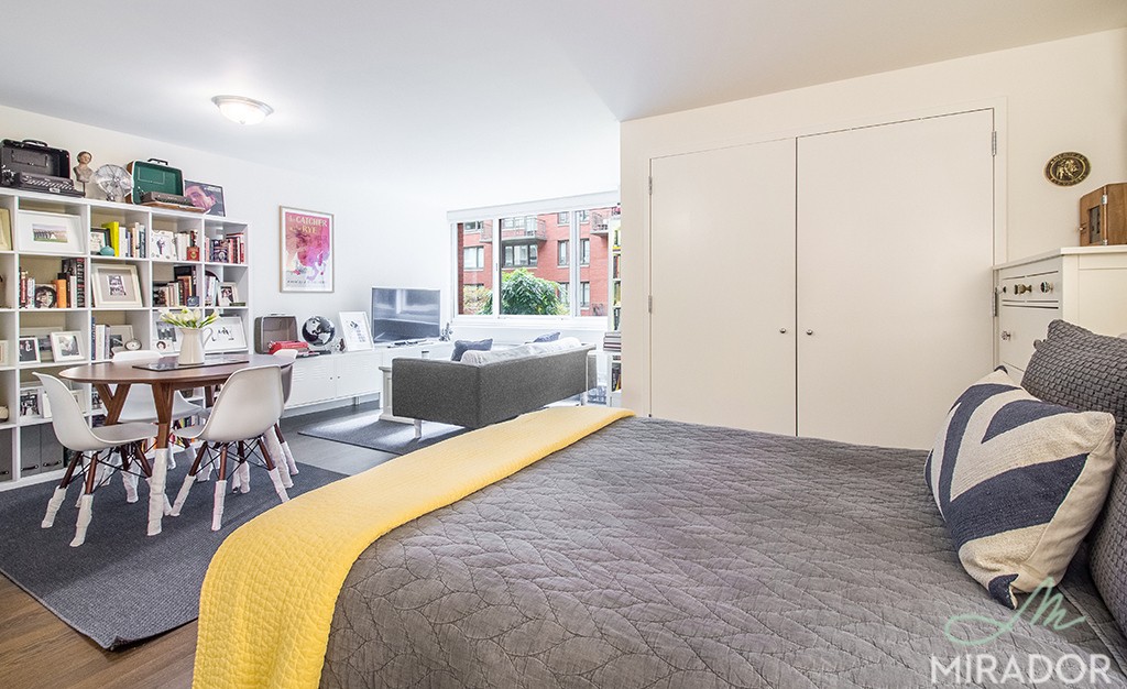 60 W 23rd Street 921