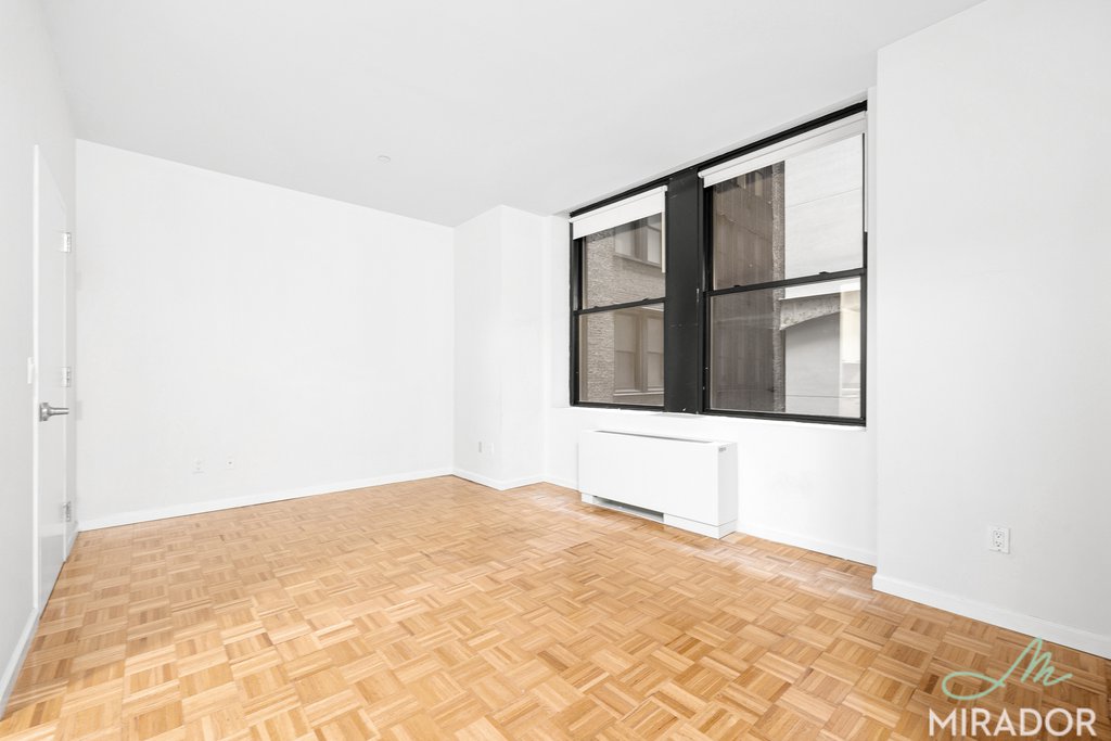 15 Park Row 16J