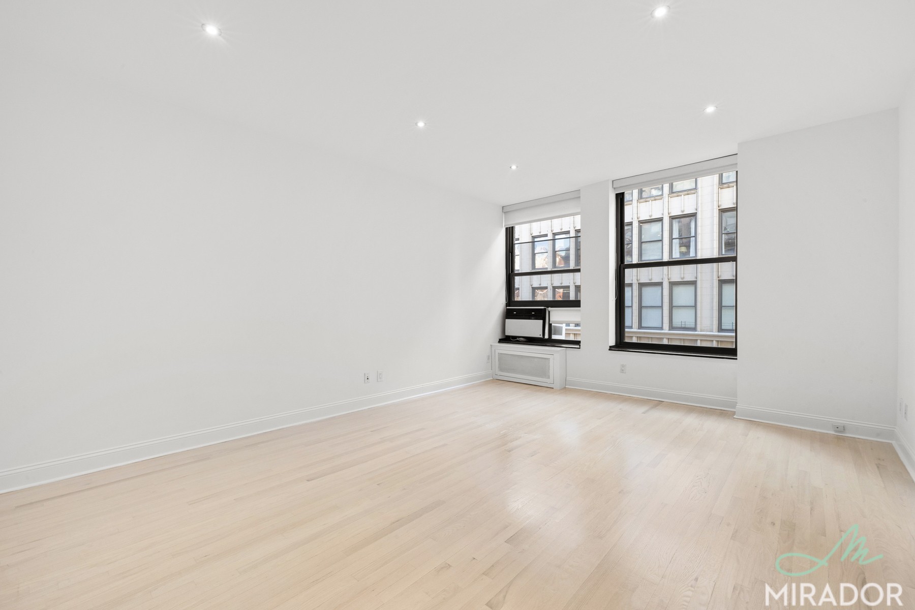 270 Park Avenue S 9G