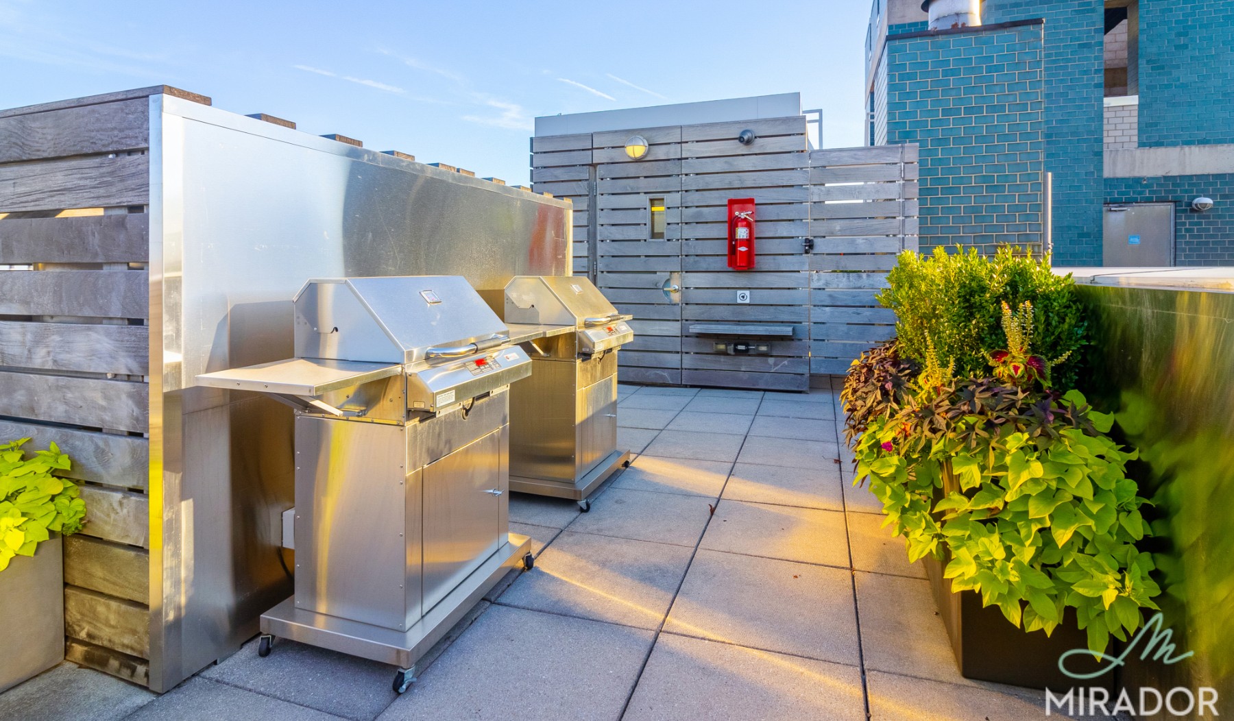 290 3rd Avenue 23E