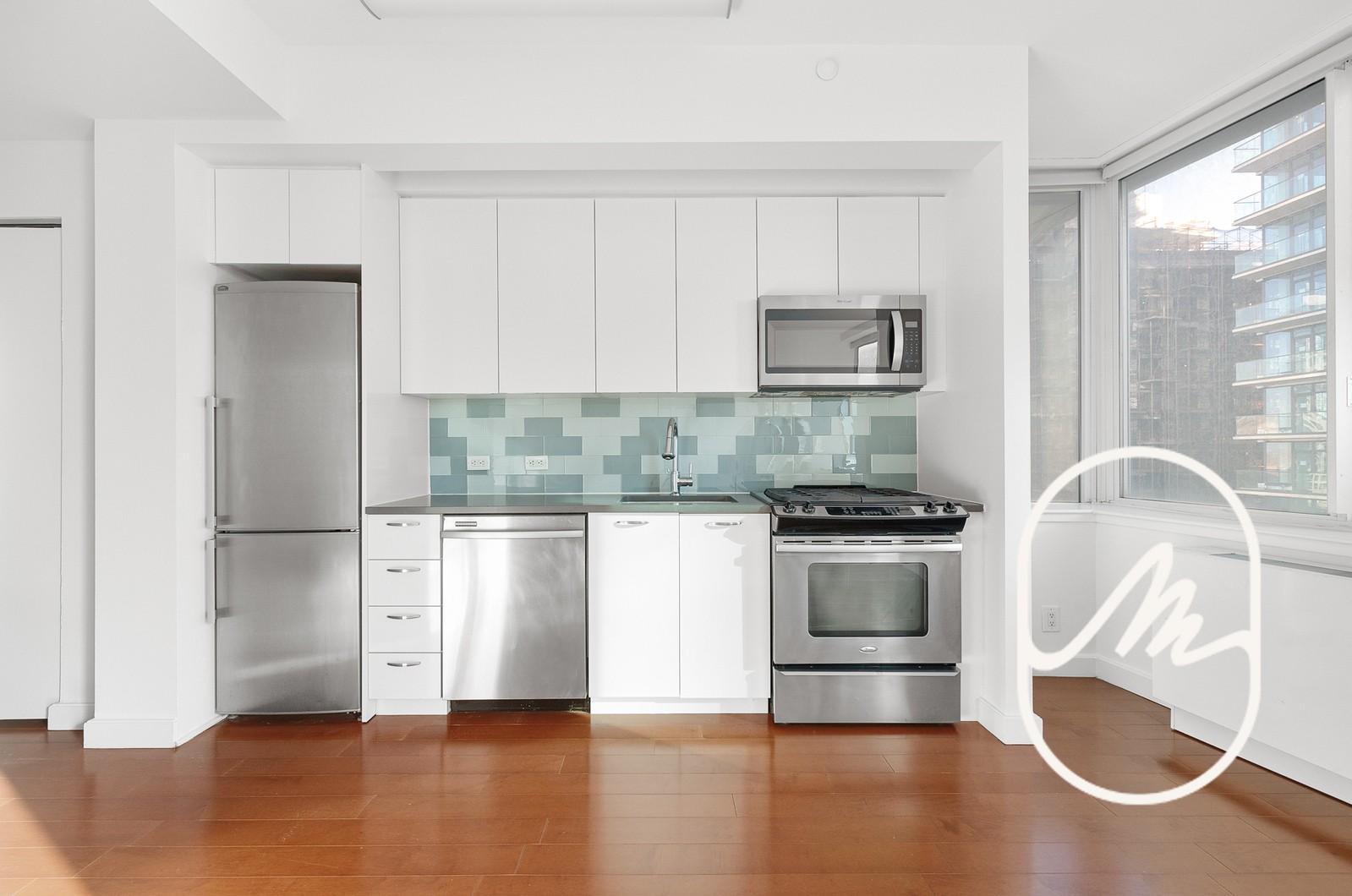 80 Dekalb Avenue 24L