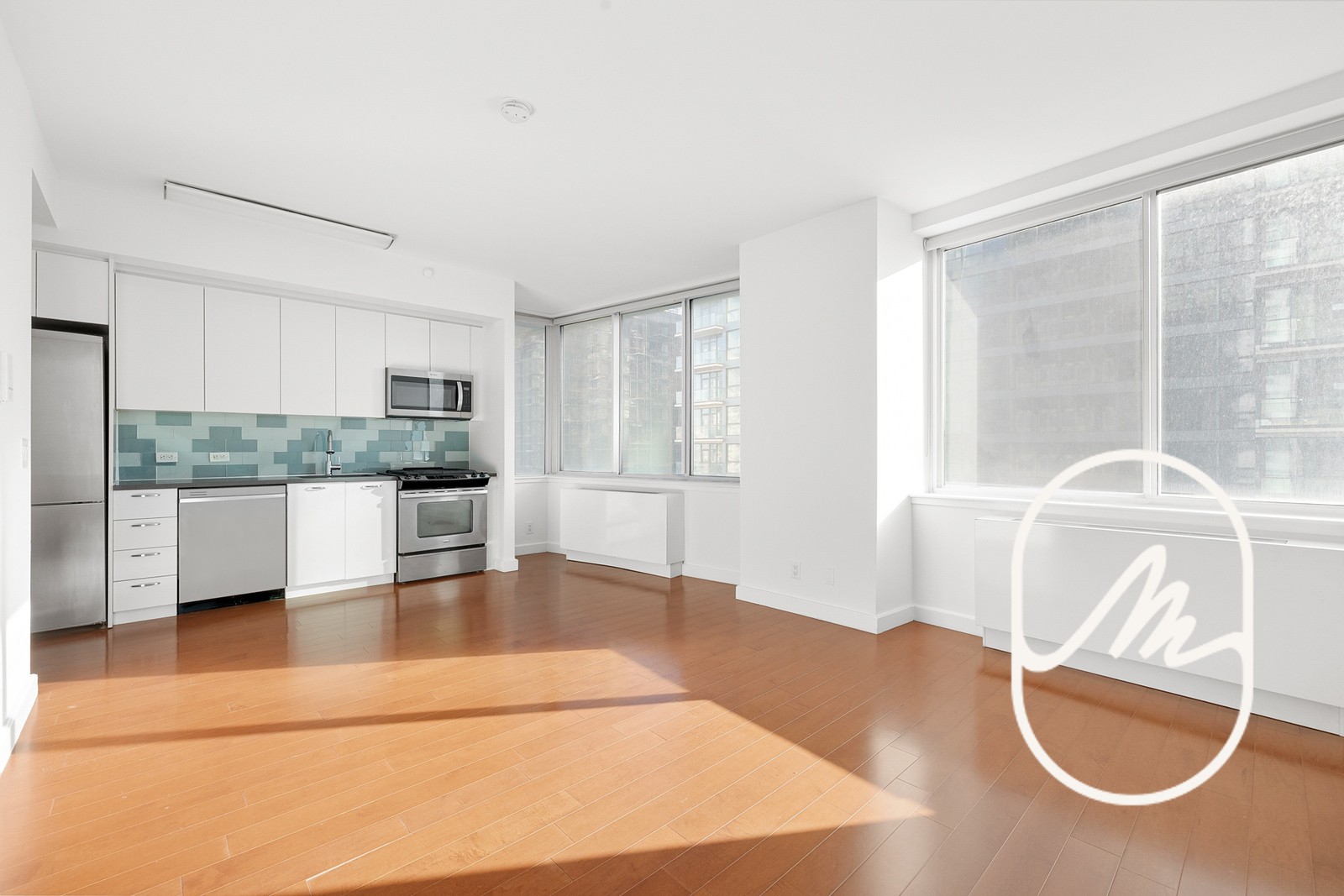 80 Dekalb Avenue 24L