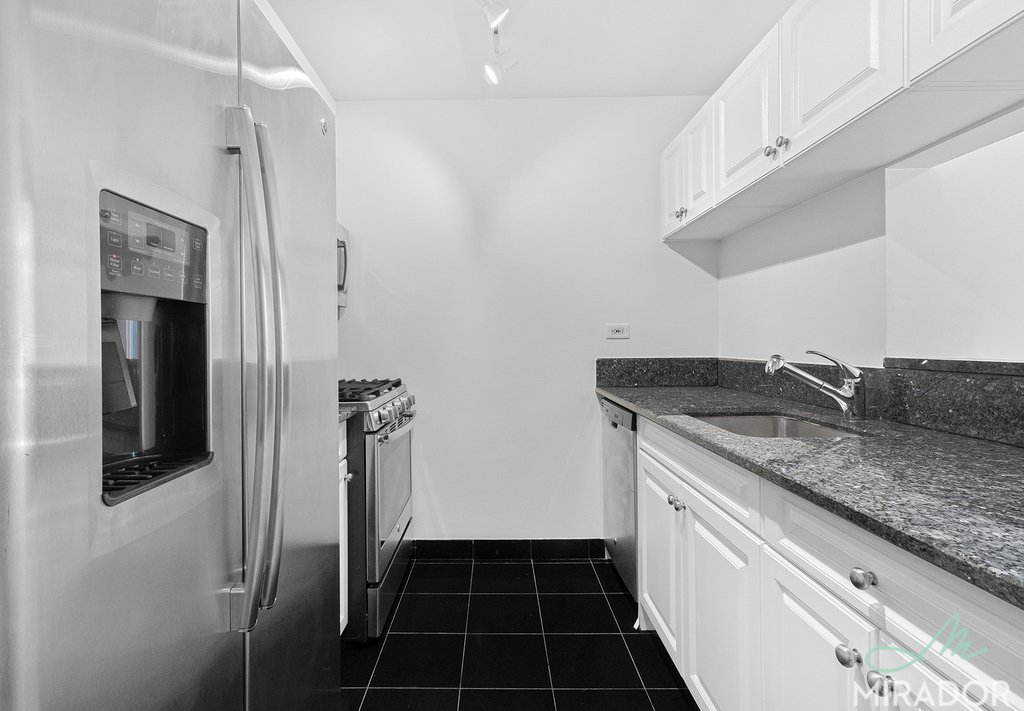 60 W 23rd Street 744